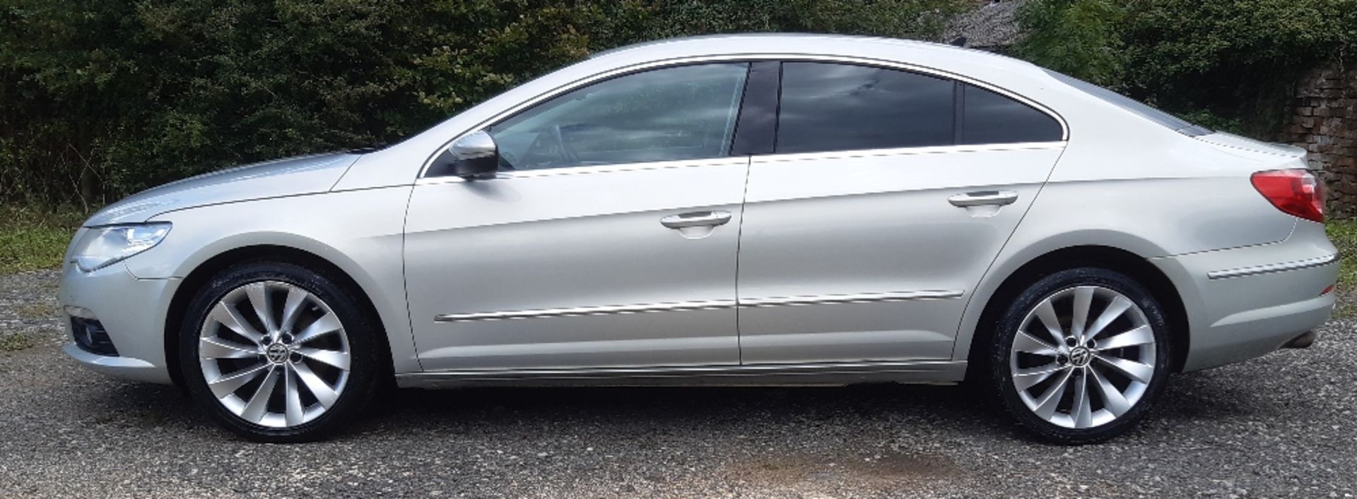 Volkswagen Passet GT TDI 170 Coupe in Silver - Image 4 of 13