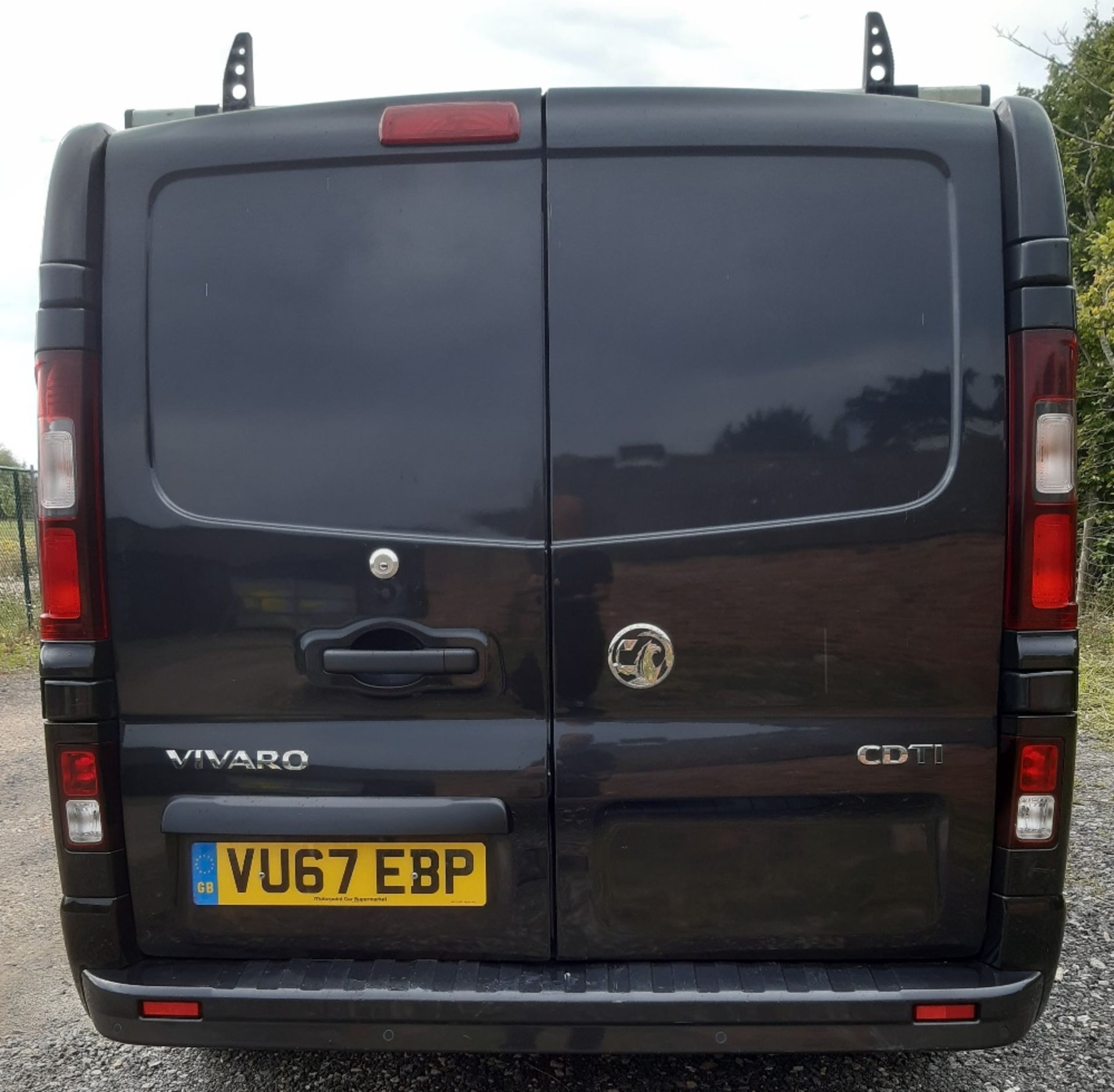 Vauxhall Vivaro 2-axle rigid body panel van - Image 3 of 9