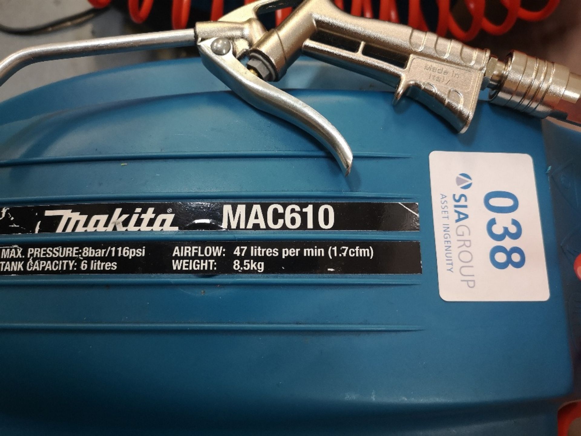 Makita MAC610 Air Compressor - Image 2 of 3