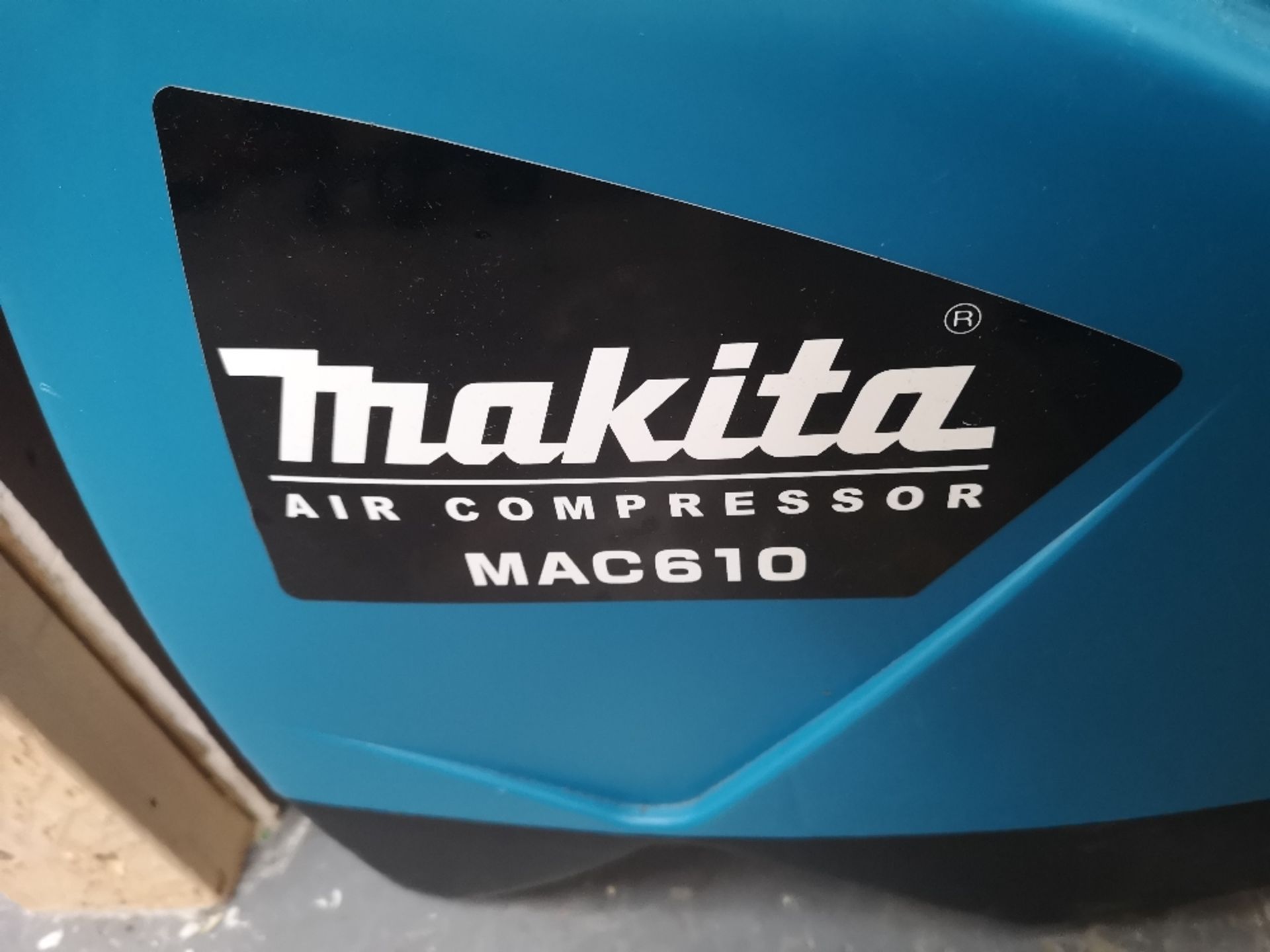 Makita MAC610 Air Compressor - Image 2 of 4