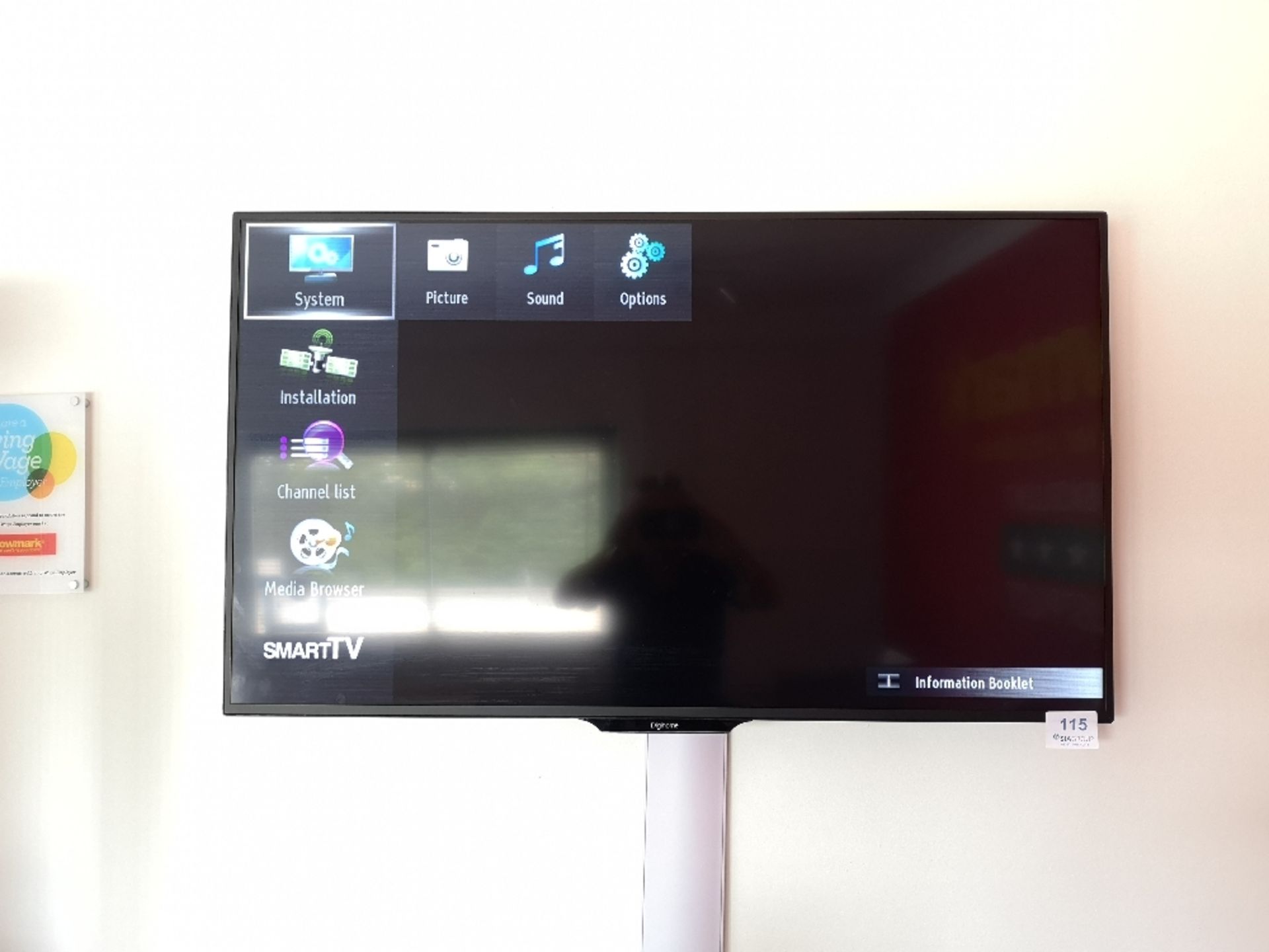 Digihome 50" LED HD Smart TV - Image 2 of 3