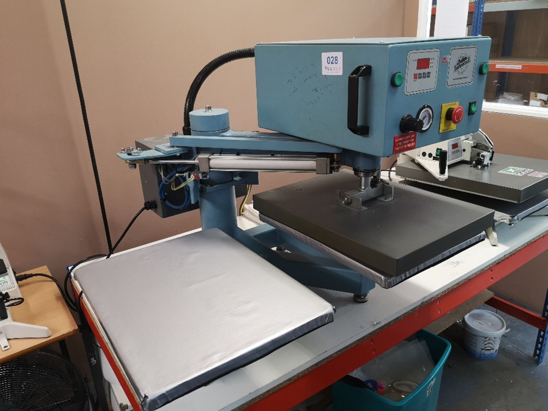 The Magic Touch OMC1000 Twin Table Pneumatic Heat Press (2012)