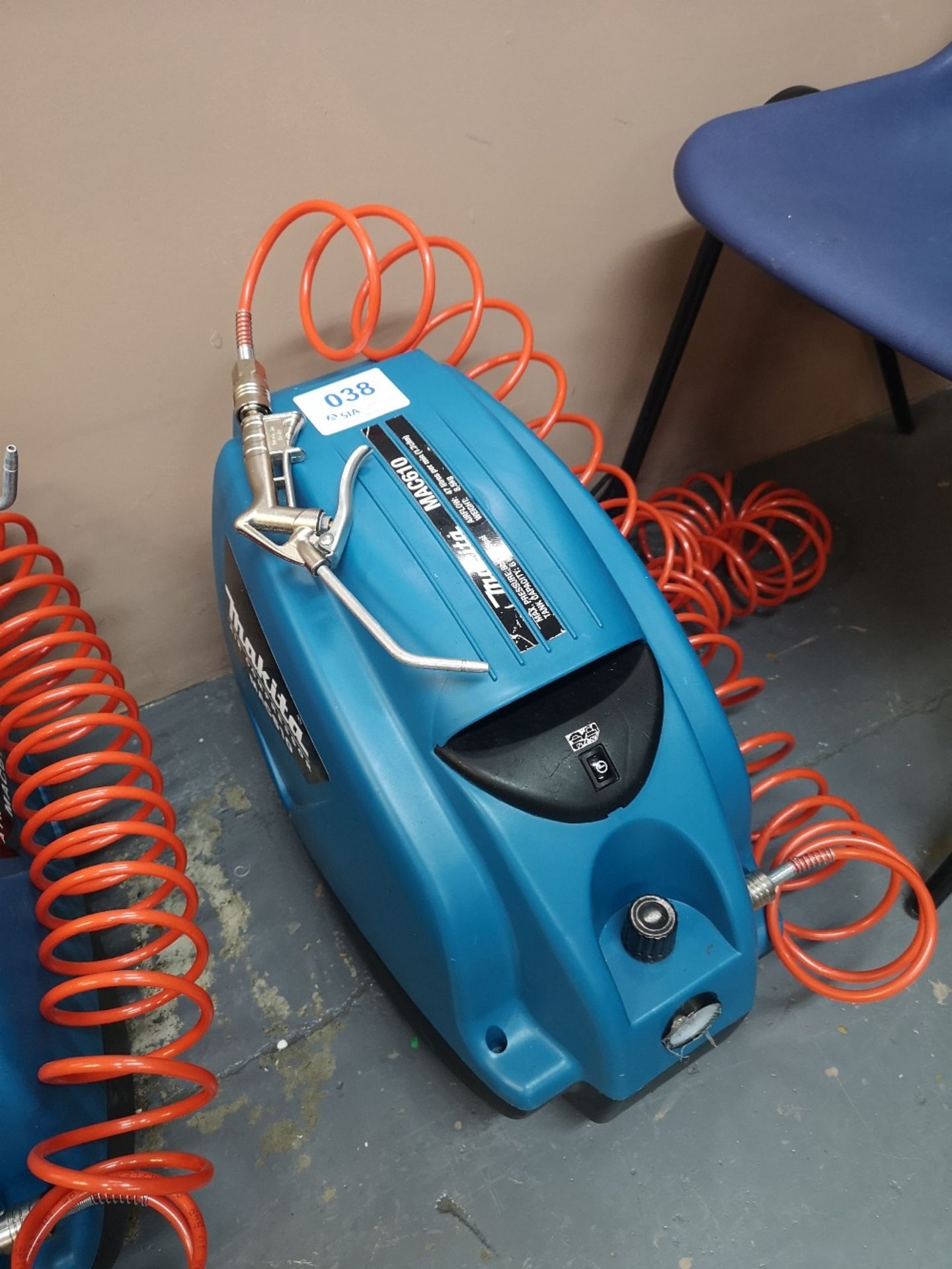 Makita MAC610 Air Compressor