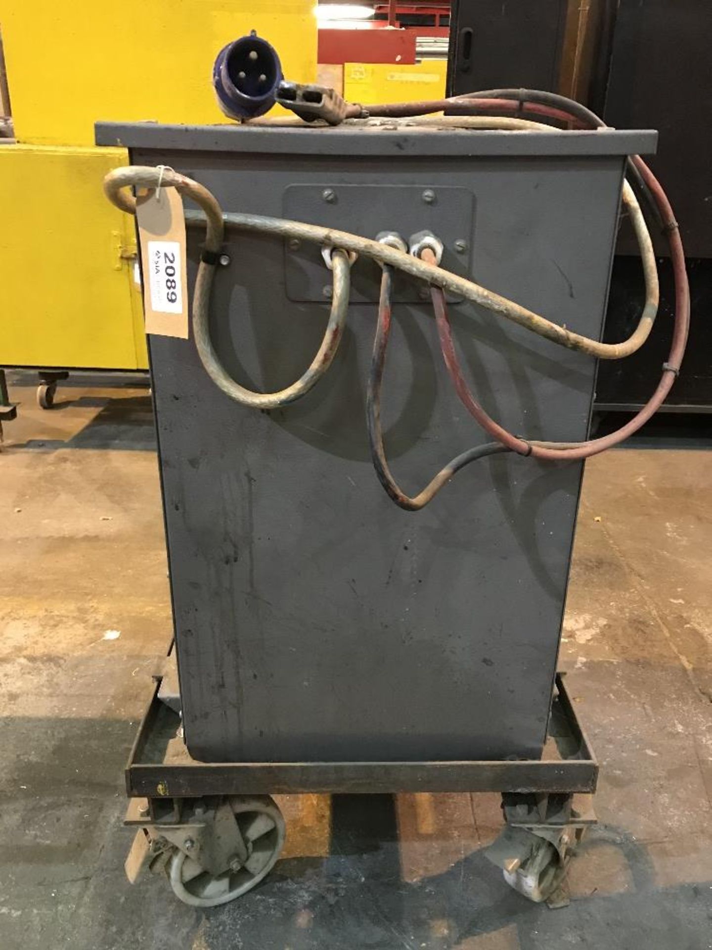 Trolley Mounted Fork Lift Truck Battery Charger - Image 2 of 4