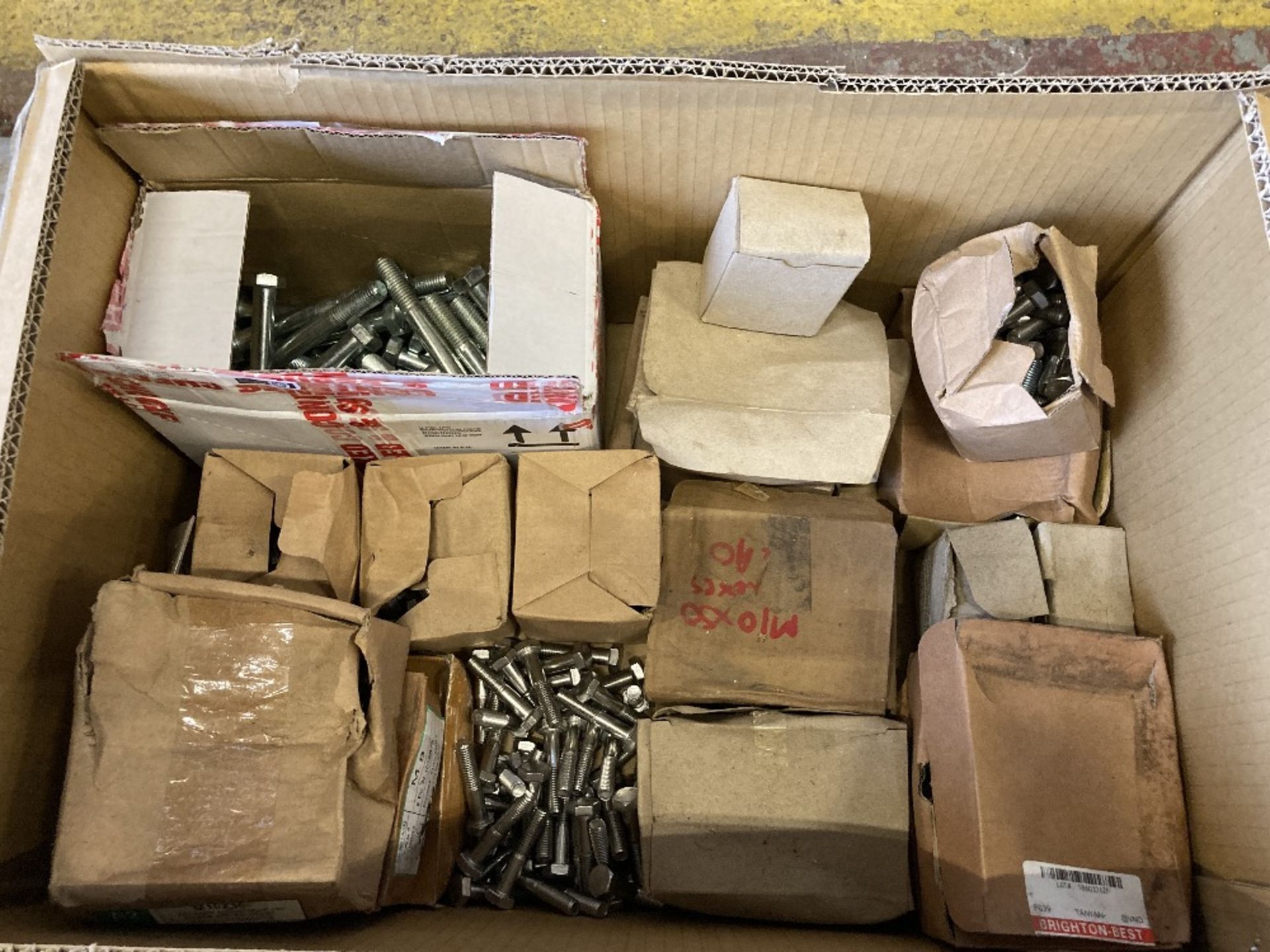 Pallet of Mixed Fixings - Image 5 of 8