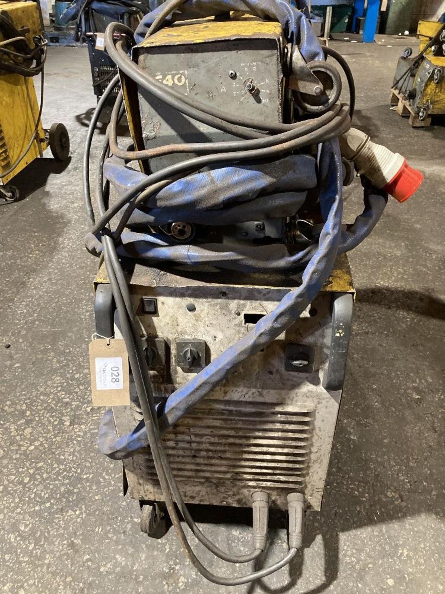 Tecarc MIG 400S MIG welding set c/w F40 Wire Feeder - Image 2 of 5