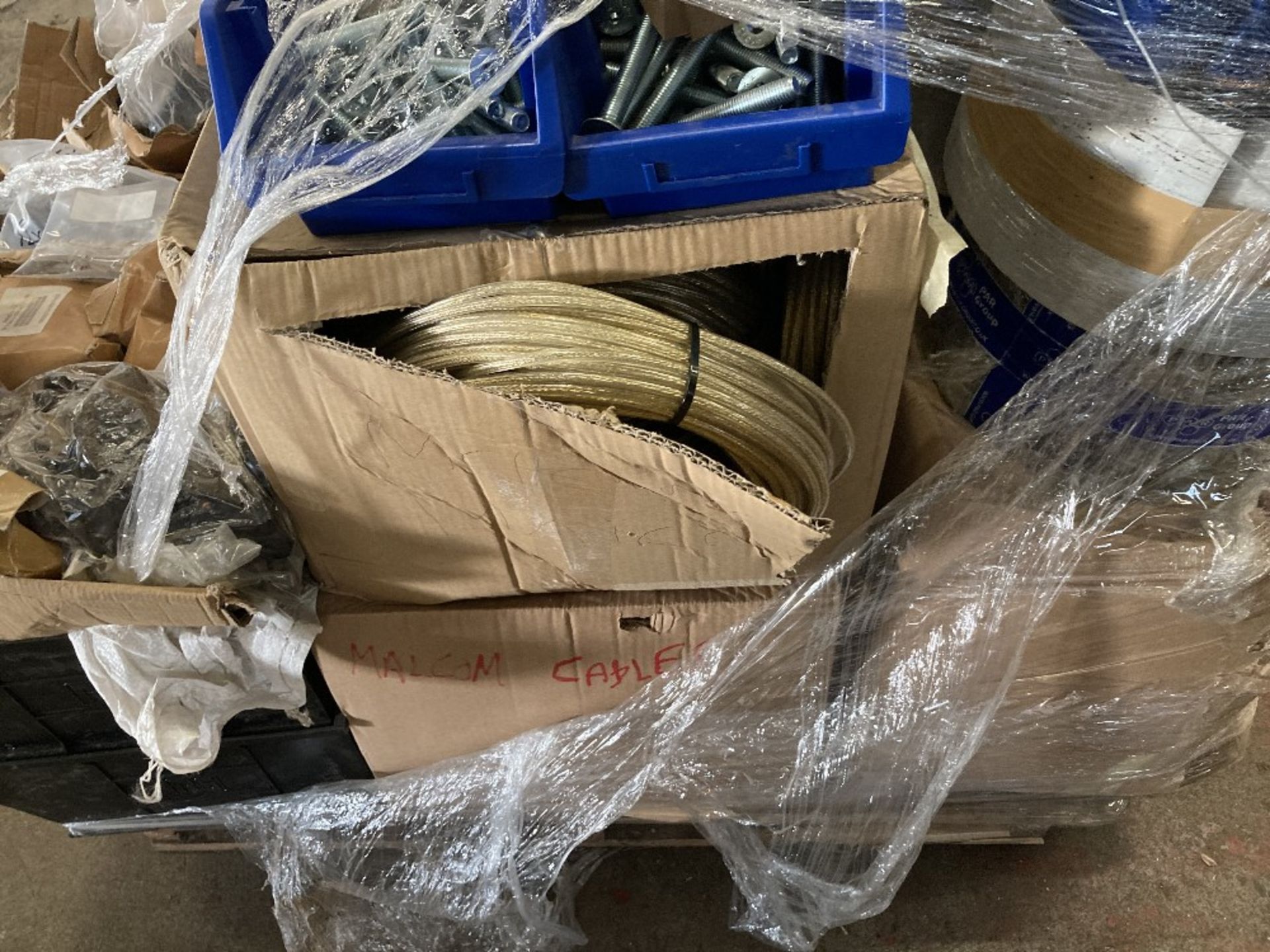 Large Pallet of Fixings & Cable - Image 13 of 21