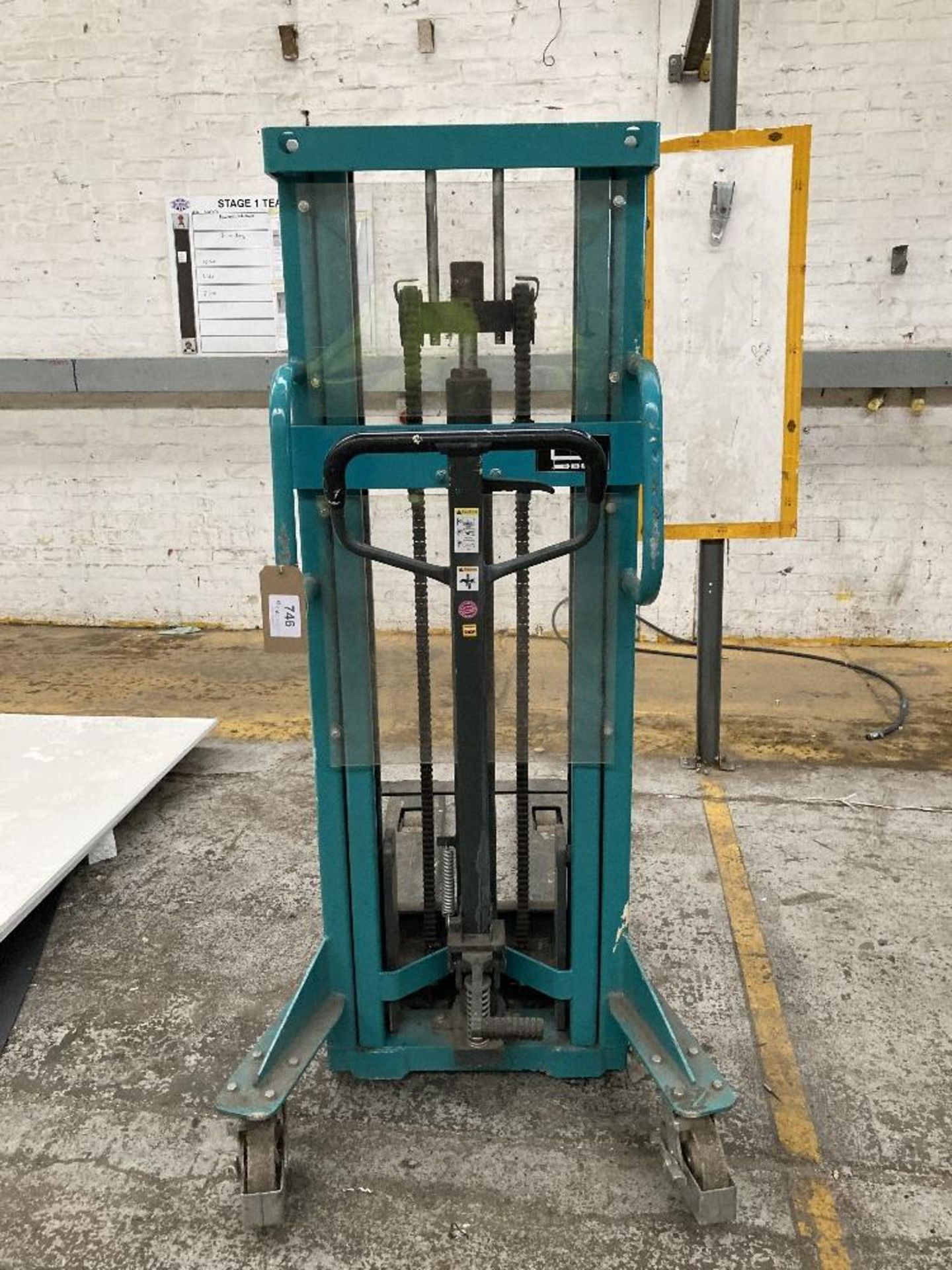 Jungheinrich Ameise SDJ1020 manual pallet stacker - Image 2 of 7