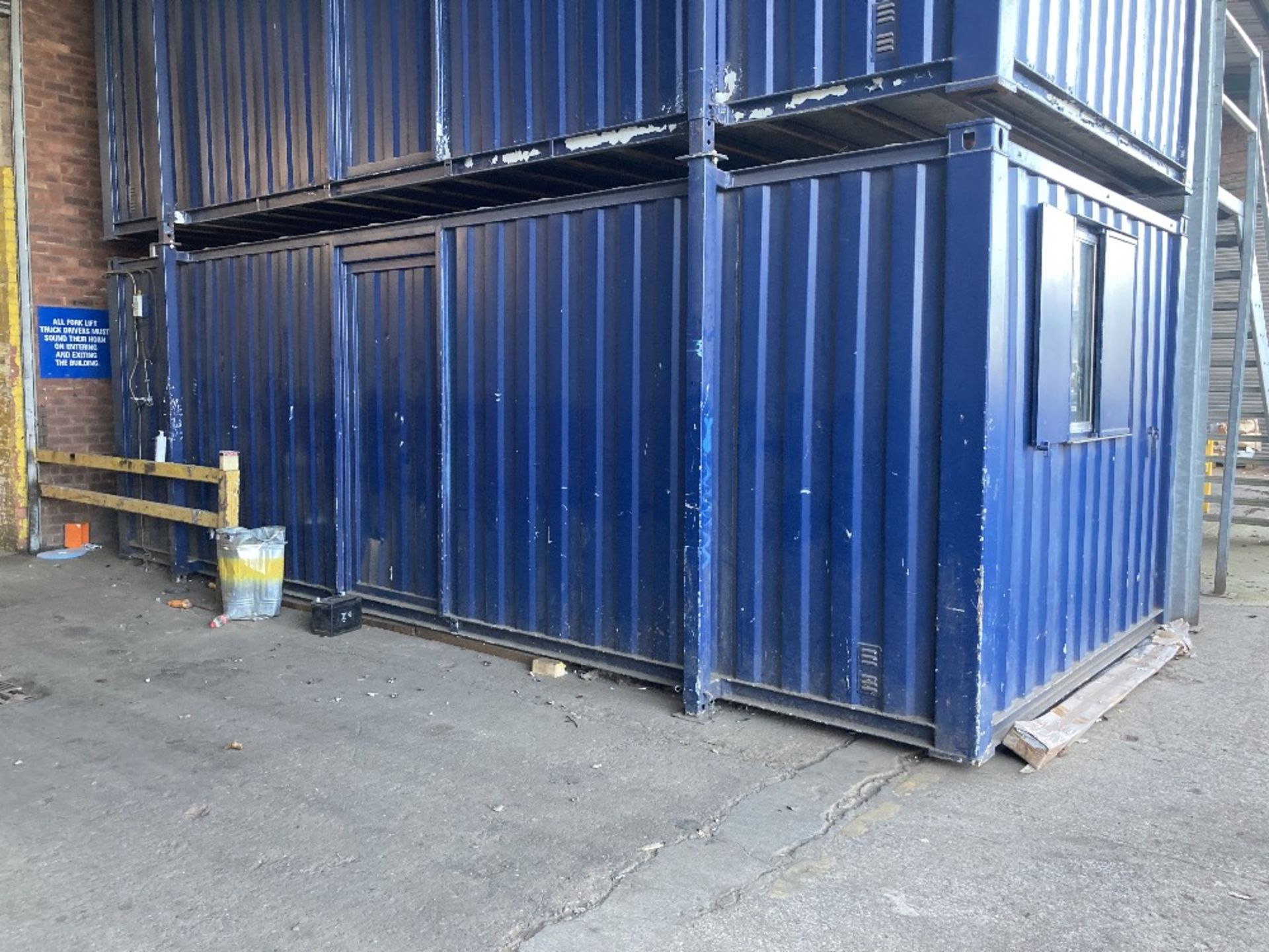 24' Anti-Vandal Jackleg Steel Container Office & Contents - Image 6 of 7