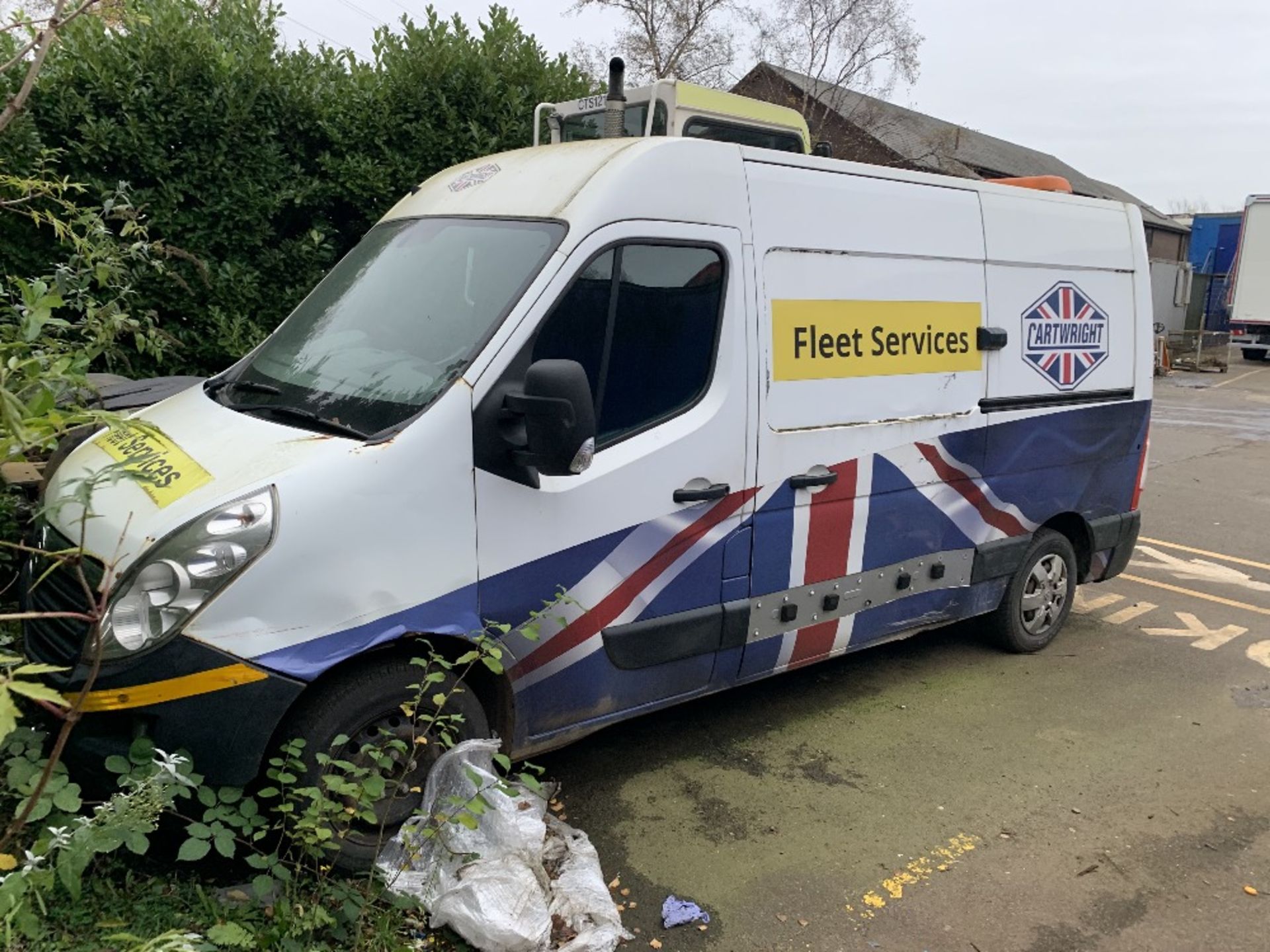 Vauxhall Movano 35 L2 Diesel FWD-2.3CDTi H2 Van