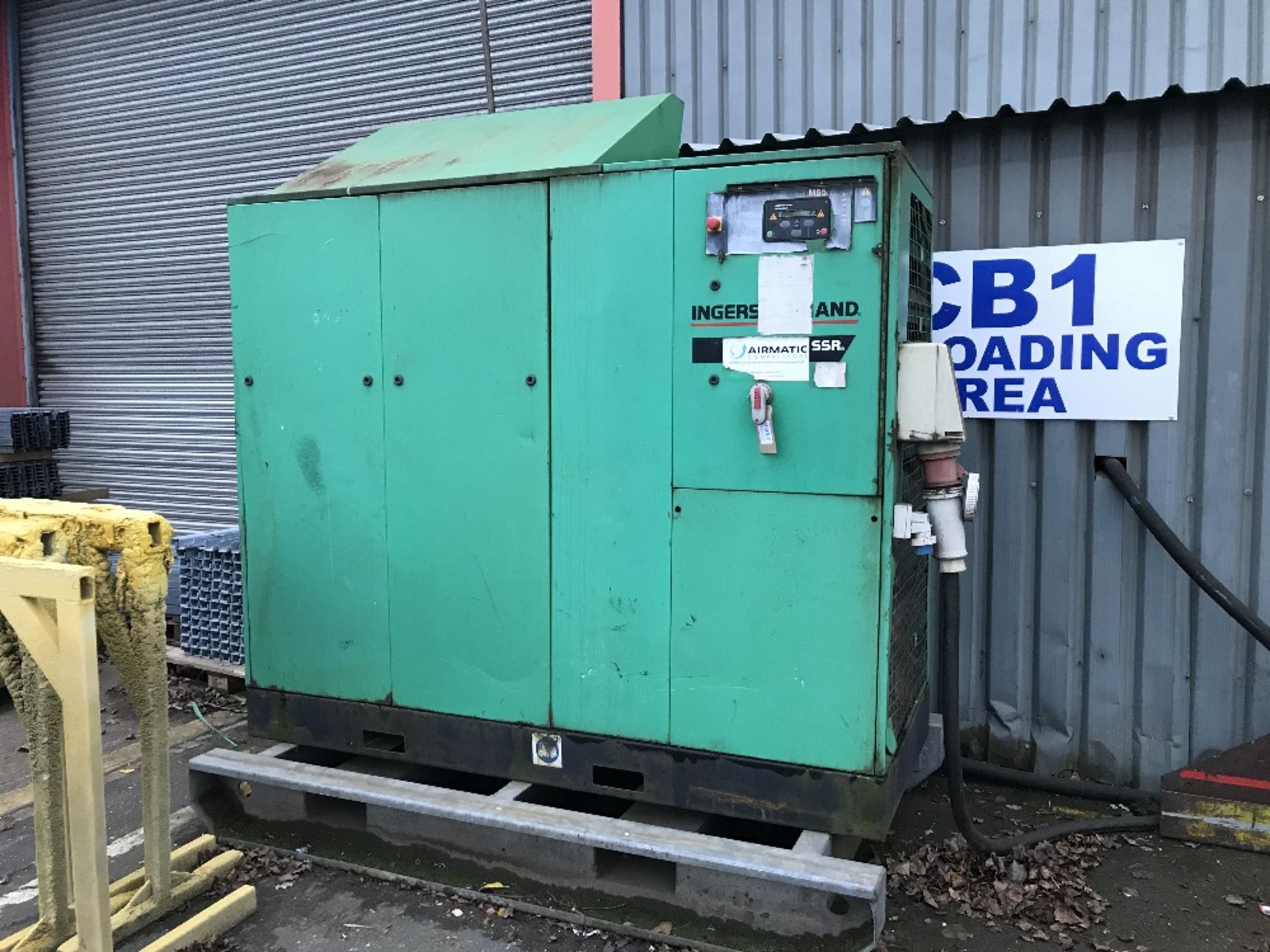 Ingersoll Rand M55 skid mounted compressor