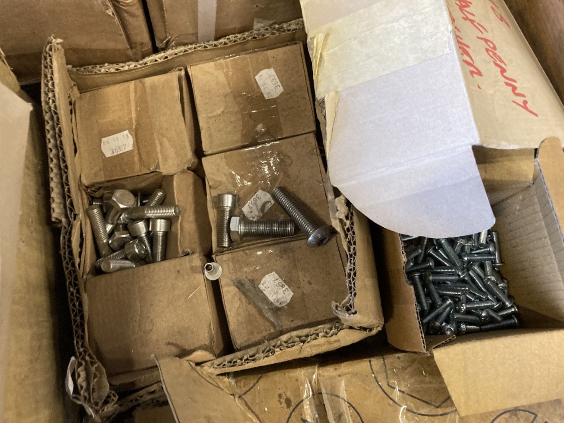Pallet of Mixed Fixings - Image 8 of 8