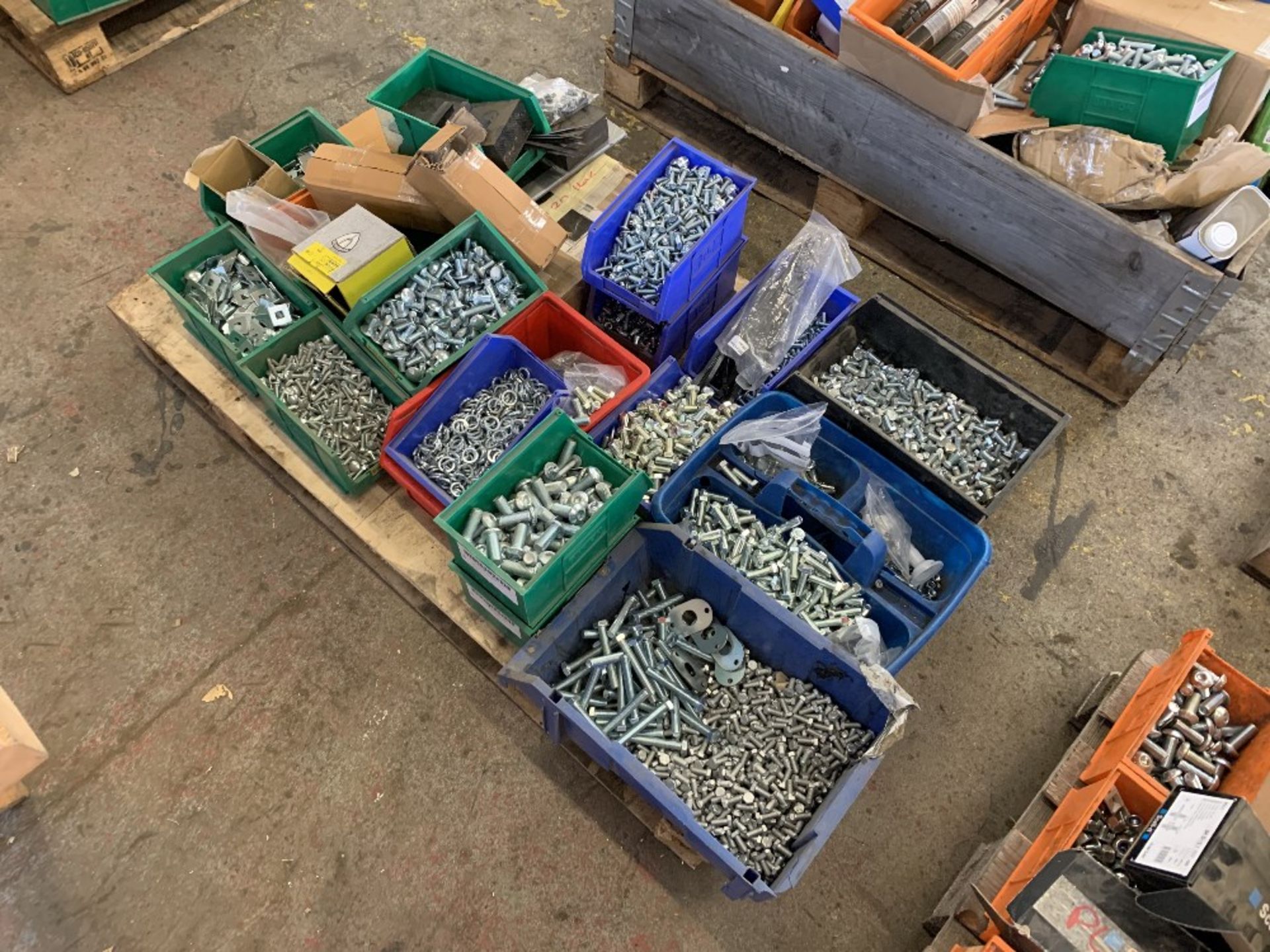 Pallet of Mixed Fixings - Image 3 of 3