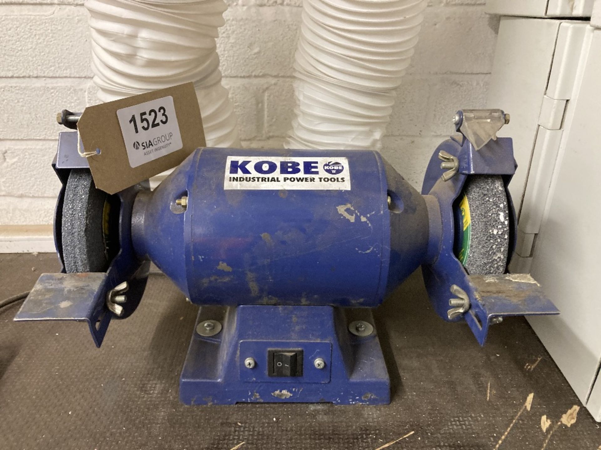 Kobe B2-1/2-6 6'' Bench Mounted Grinder - Image 2 of 3