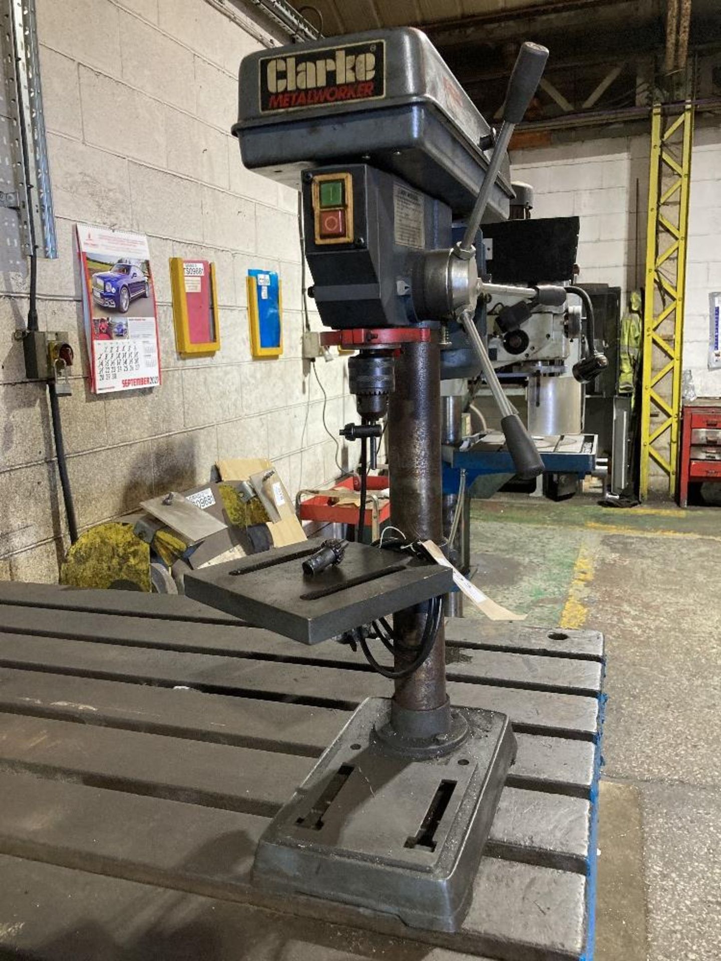 Clarke CDP1518 metal worker 240v bench mounted pillar drill - Image 2 of 3