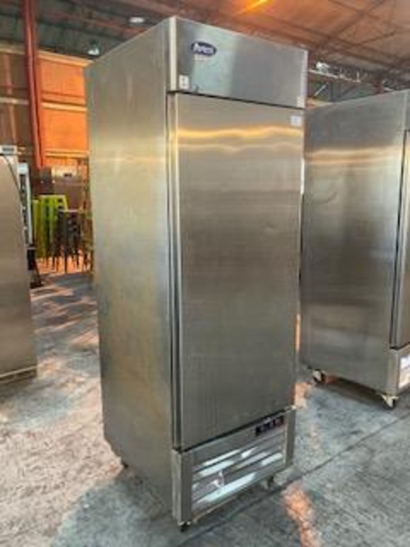 Atosa MBL8951 Single Door Upright Stainless Steel 610 Ltr Freezer - Image 2 of 6