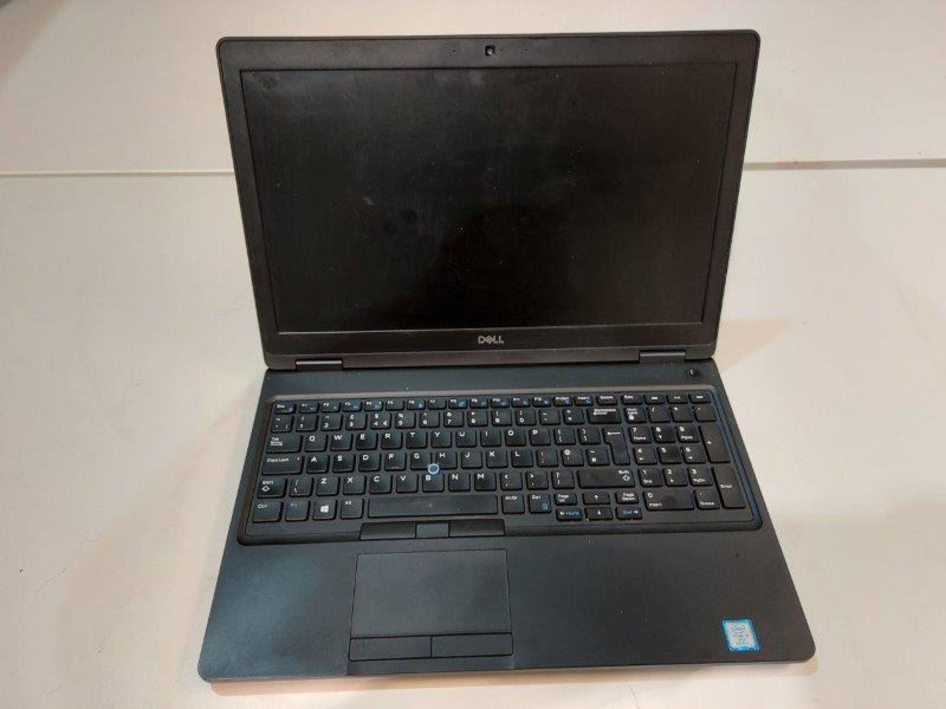 Dell Latitude 5590 core i5 VPRO 8th Gen laptop - Image 2 of 5