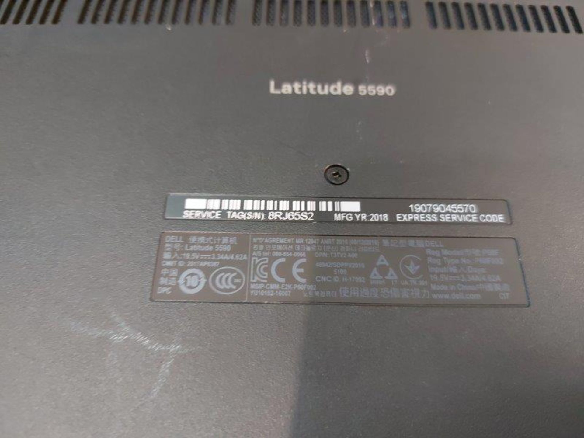 Dell Latitude 5590 core i5 VPRO 8th Gen laptop - Image 4 of 5