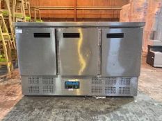 Polar G622 Three Door Stainless Steel 368 Ltr Counter Fridge