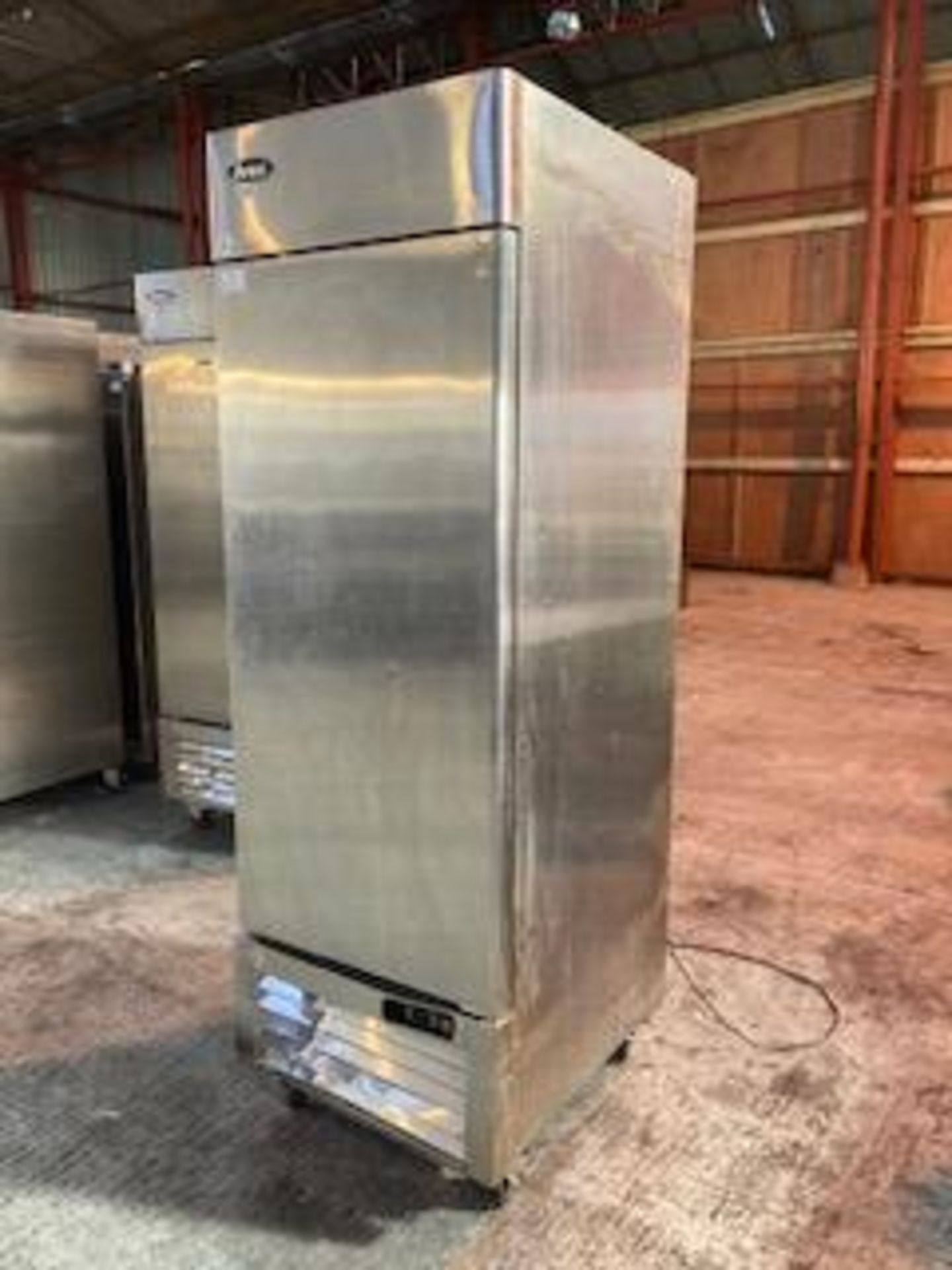 Atosa MBL8950 Single Door Upright Stainless Steel 610 Ltr Fridge - Image 2 of 6