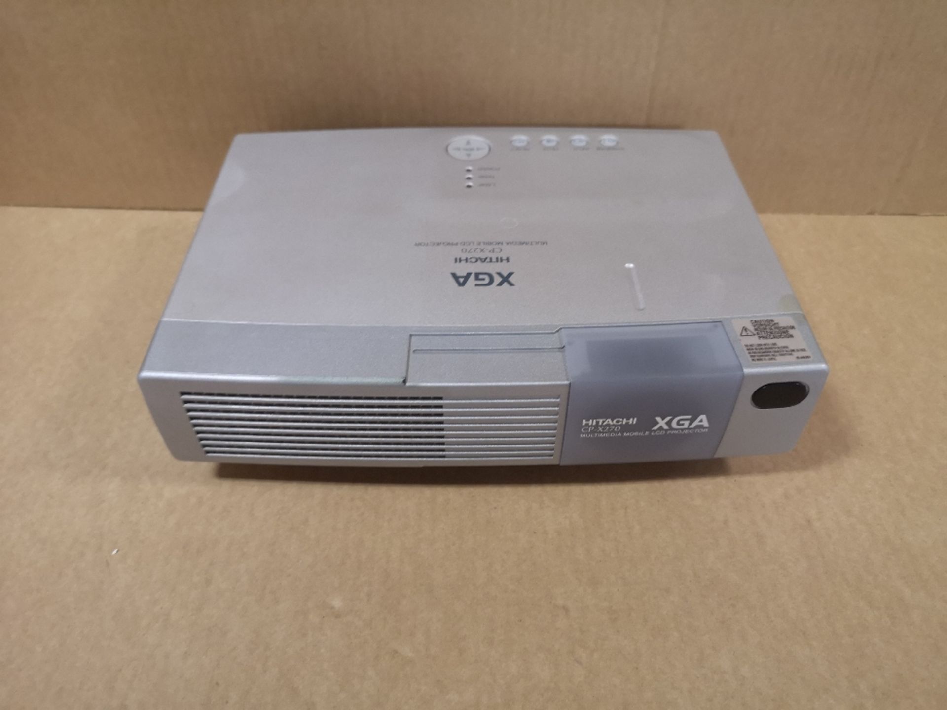 Hitachi CP-X270 LCD Projector