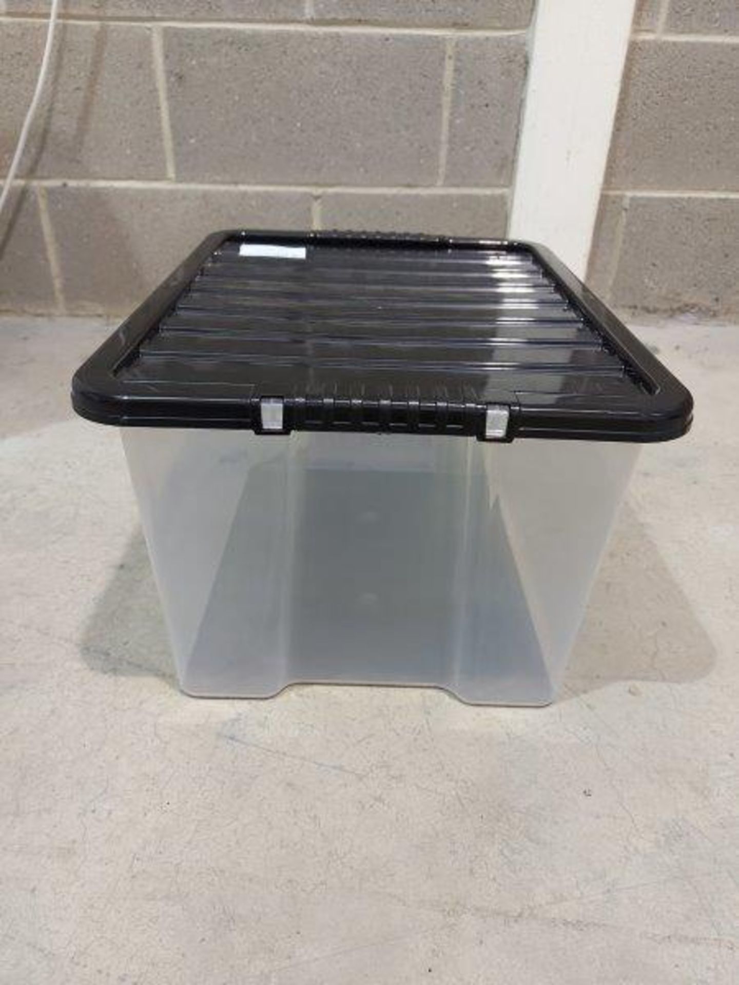 (25) 30L plastic storage containers - Image 2 of 2