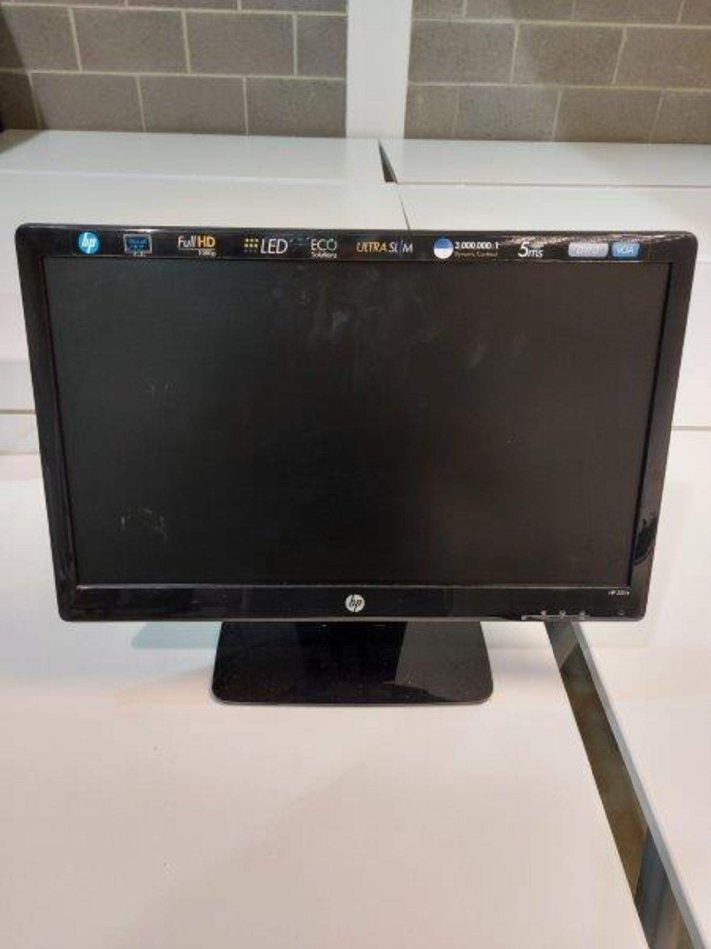 (3) HP 2211x 22" desktop monitors - Image 4 of 6