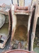 Excavator Digging Bucket Attachment, 20 ton