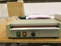 Model CAP3 bench top A3 laminator