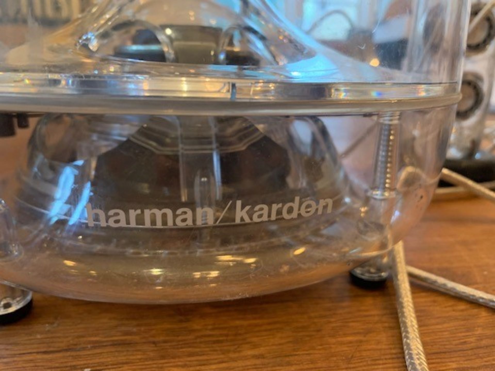 Harmon Kardon Soundsticks 2.1 wired PC speaker system - Image 4 of 4