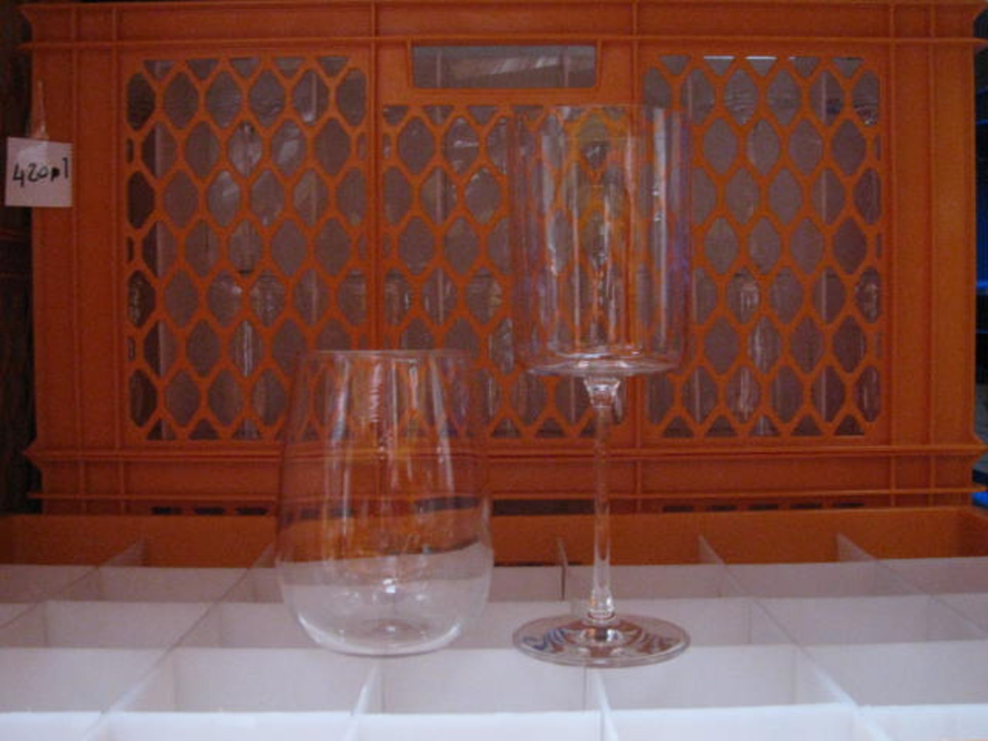 Quantity of various style crockery and glassware