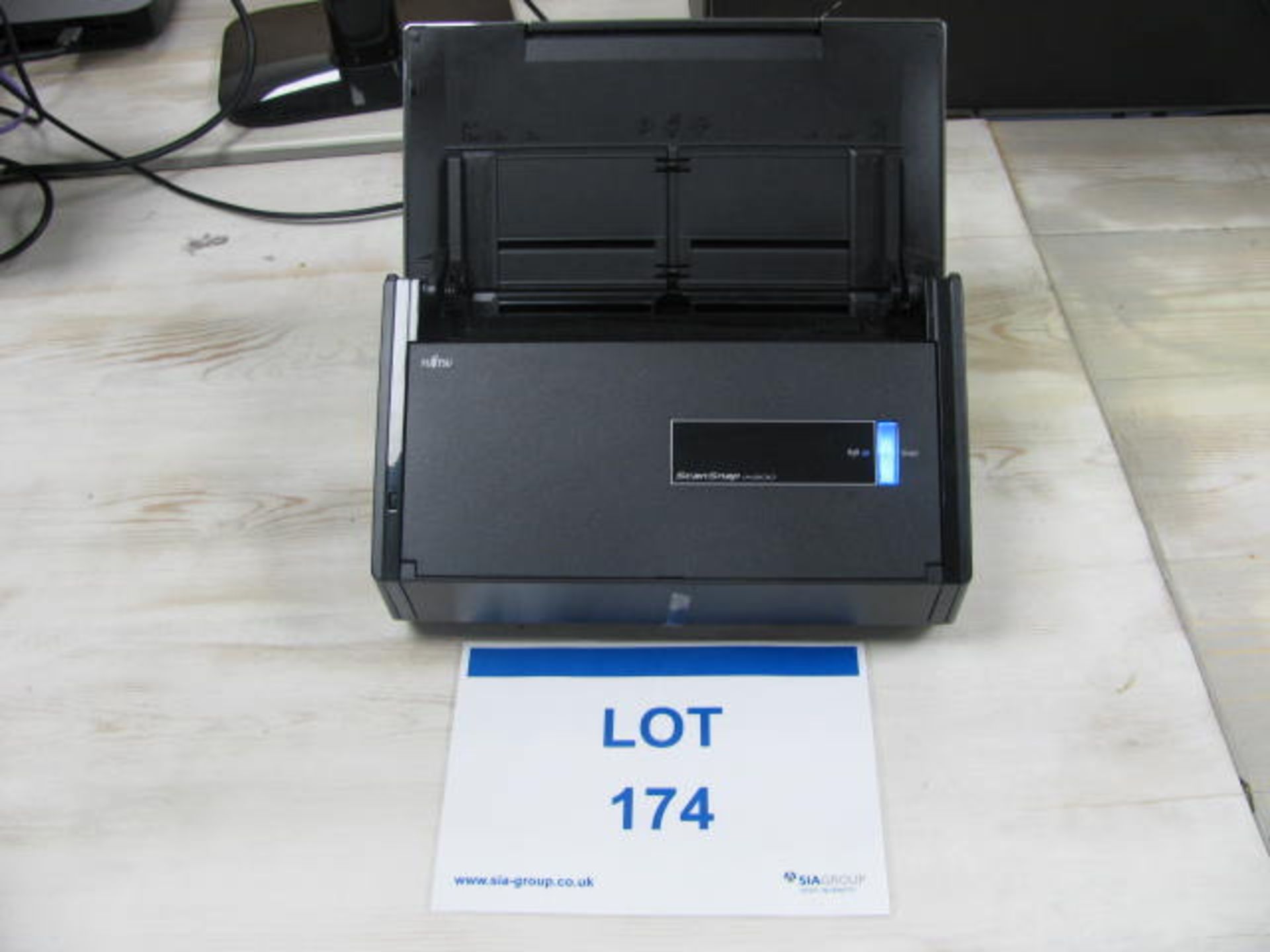 Fujitsu Scan Snap IX500 desk top scanner - Image 2 of 2
