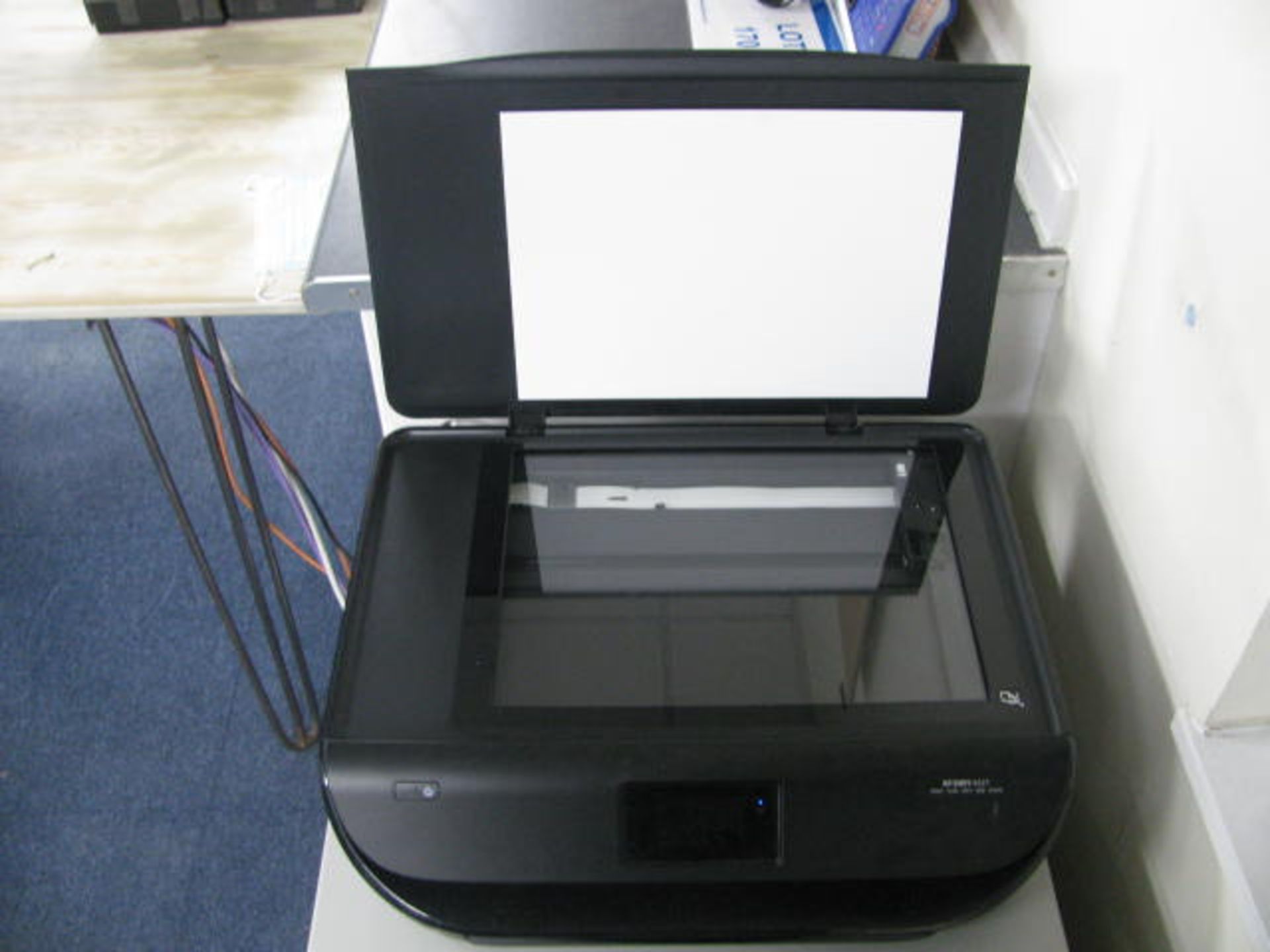 HP Envy 4527 multifunction printer - Image 2 of 2