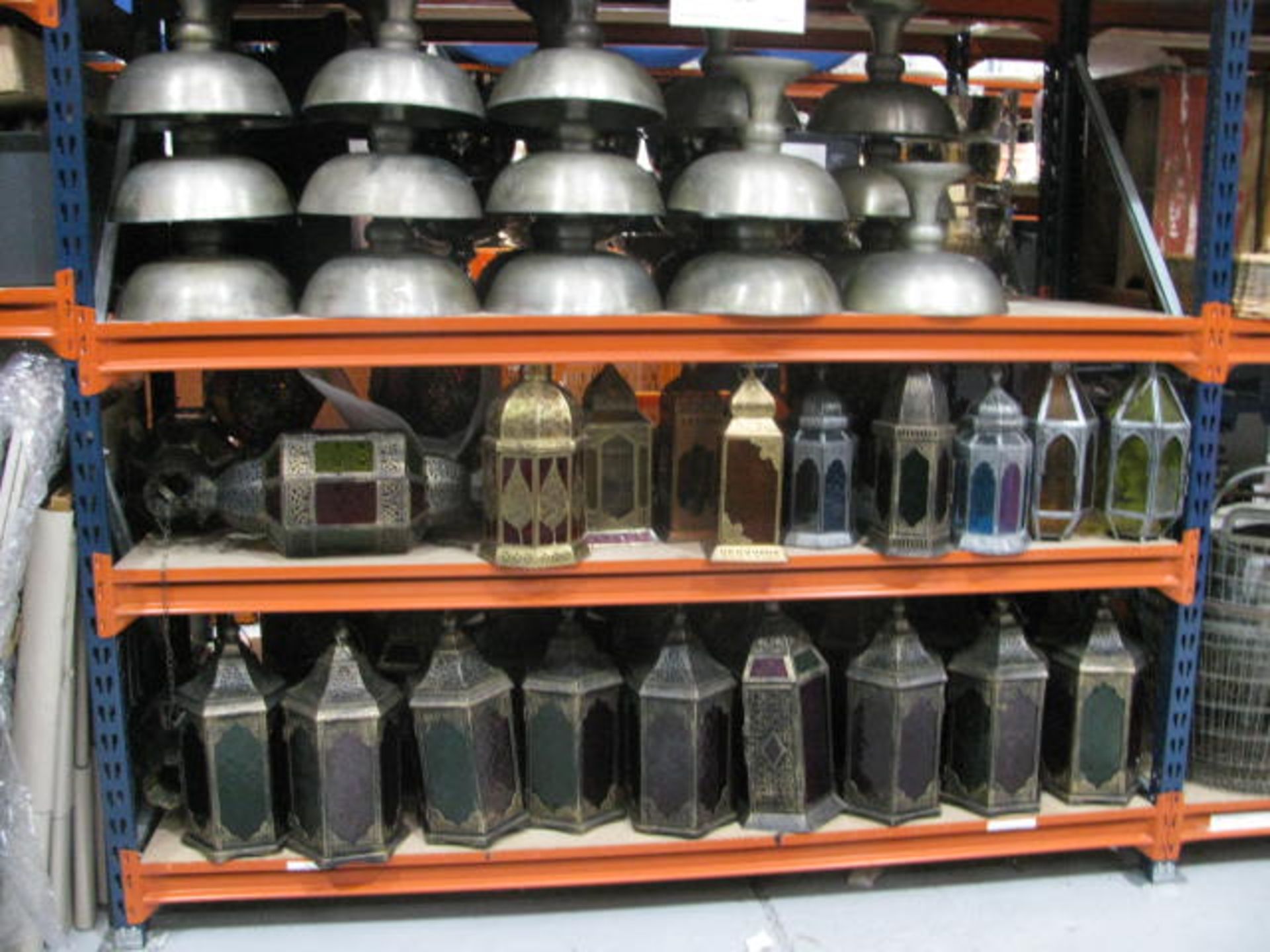 Quantity of Lanterns, fruit bowls, baskets, cases and trunks - Image 4 of 4