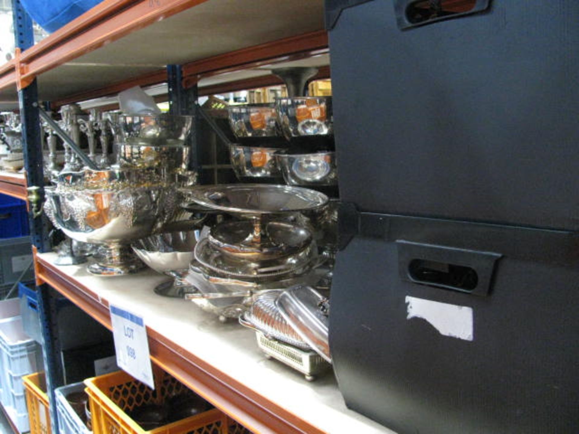 Quantity of various style bowls, candle holders, tea & coffee pots - Image 2 of 5