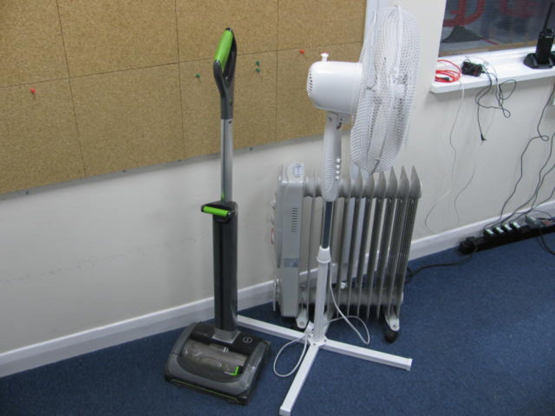 Pedestal fan, Pro Breeze mobile heater and Gtech Air Ram vacuum cleaner - Image 3 of 3