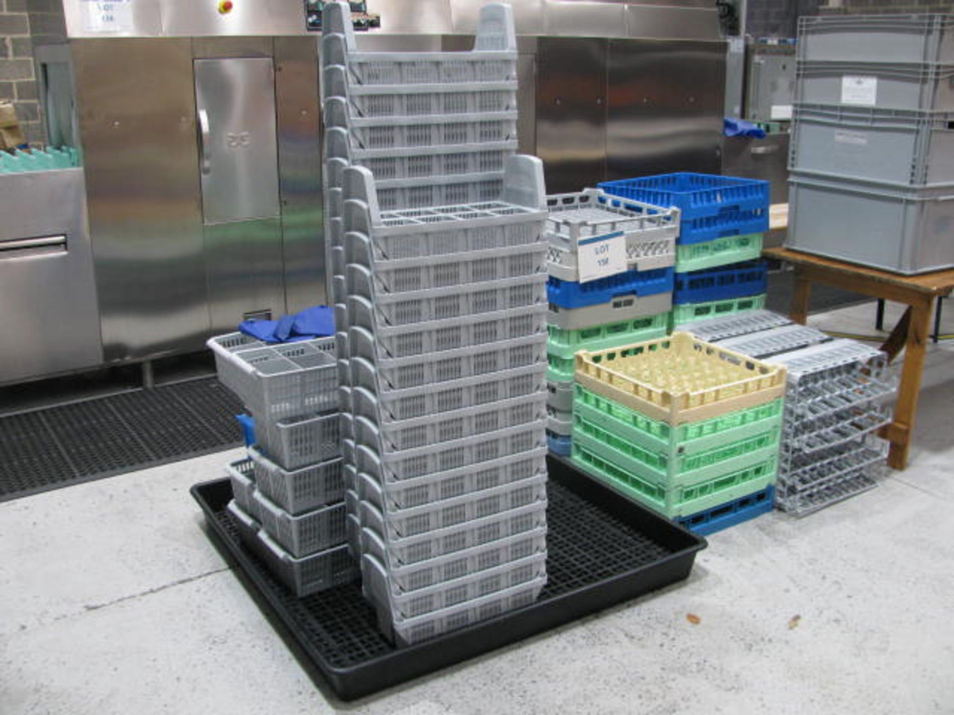 Quantity of plastic ware washing crates - Image 2 of 3