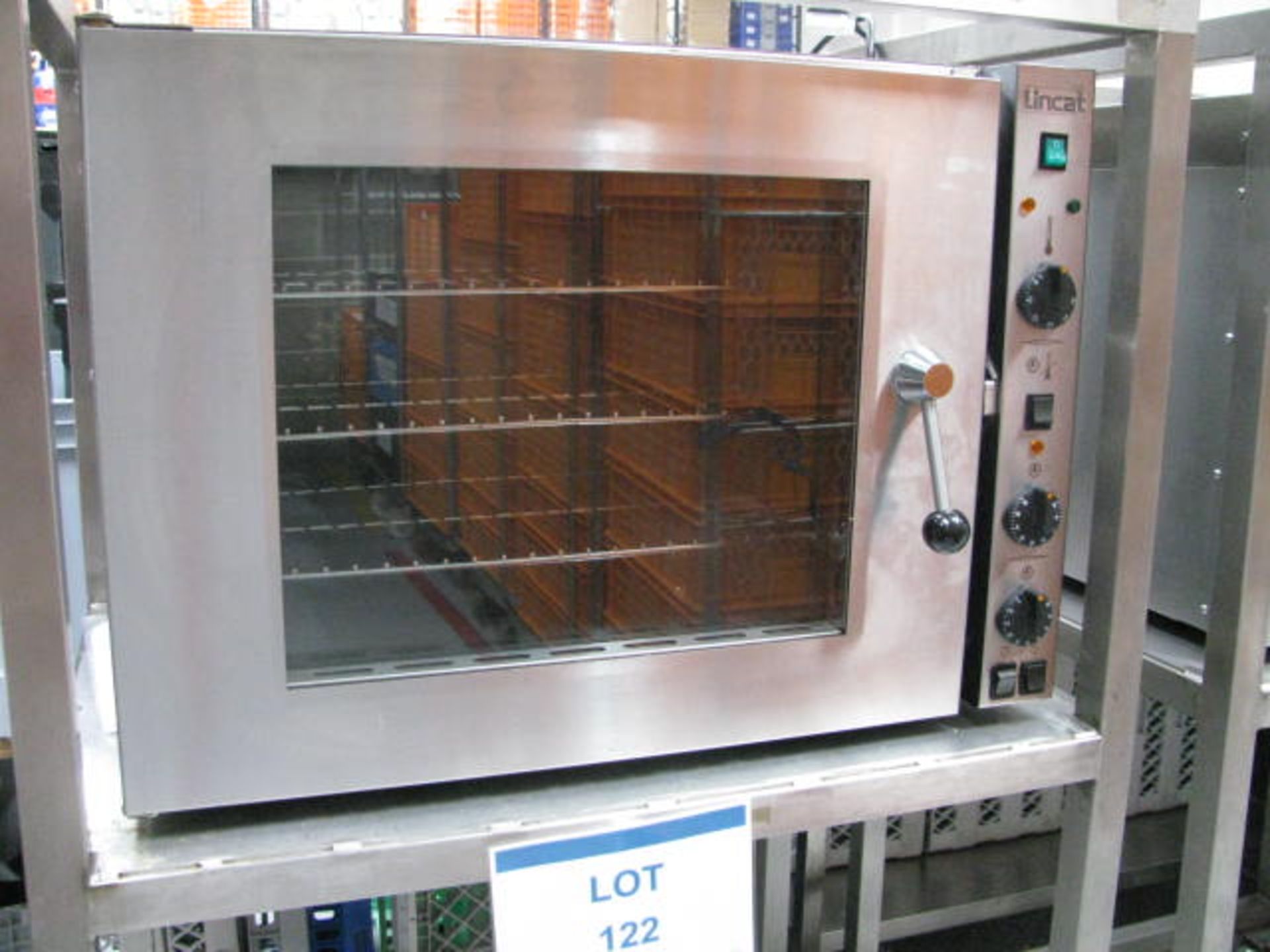 Lincat 3000W 3 rack oven, Model ECO8 - Image 3 of 4