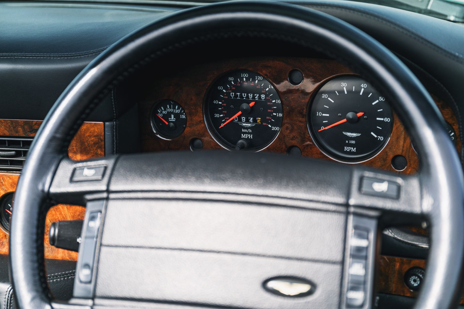 1994 Aston Martin Virage 'Widebody' Volante (6.3-Litre) - Image 15 of 30