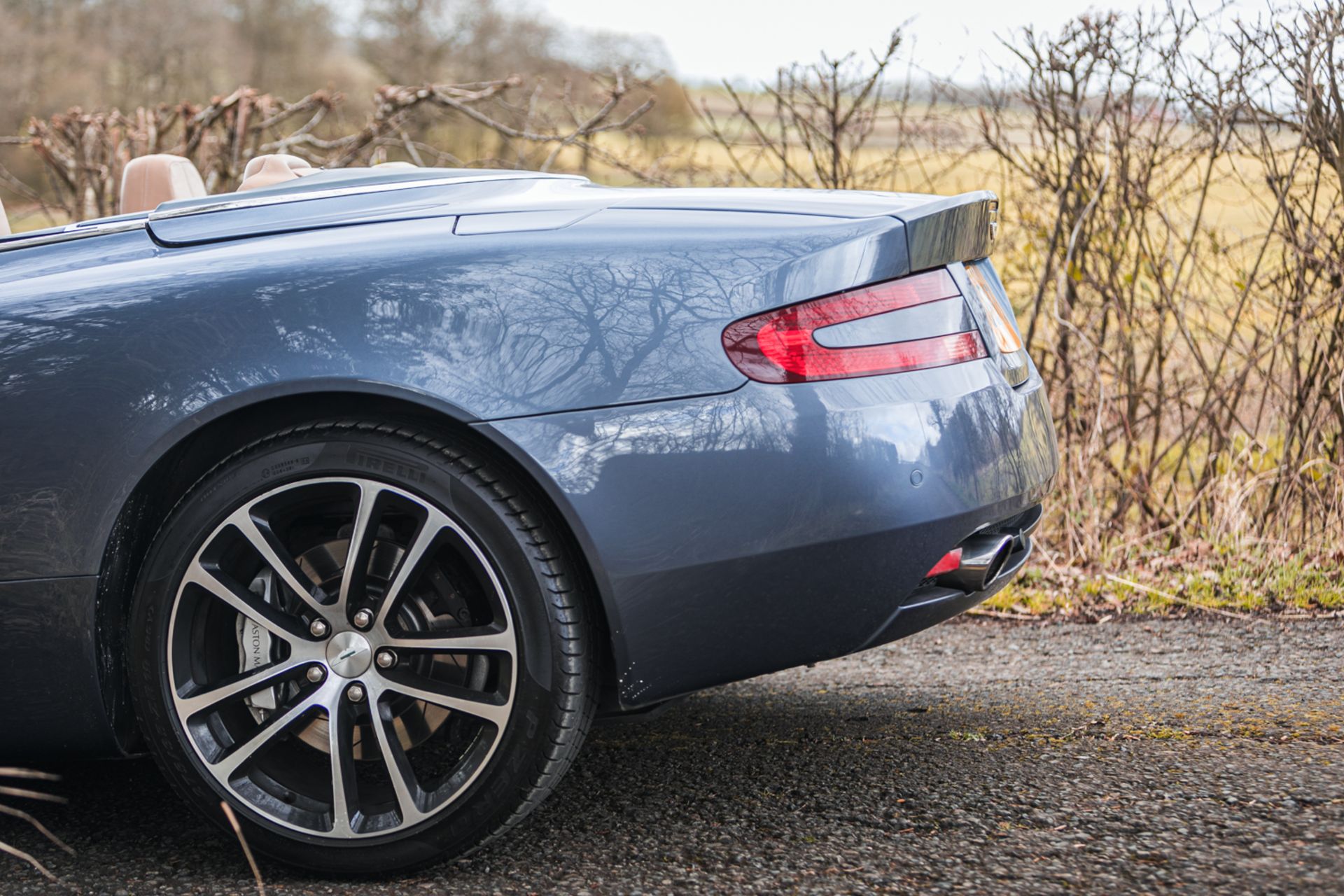 2005 Aston Martin DB9 Volante - Image 14 of 34