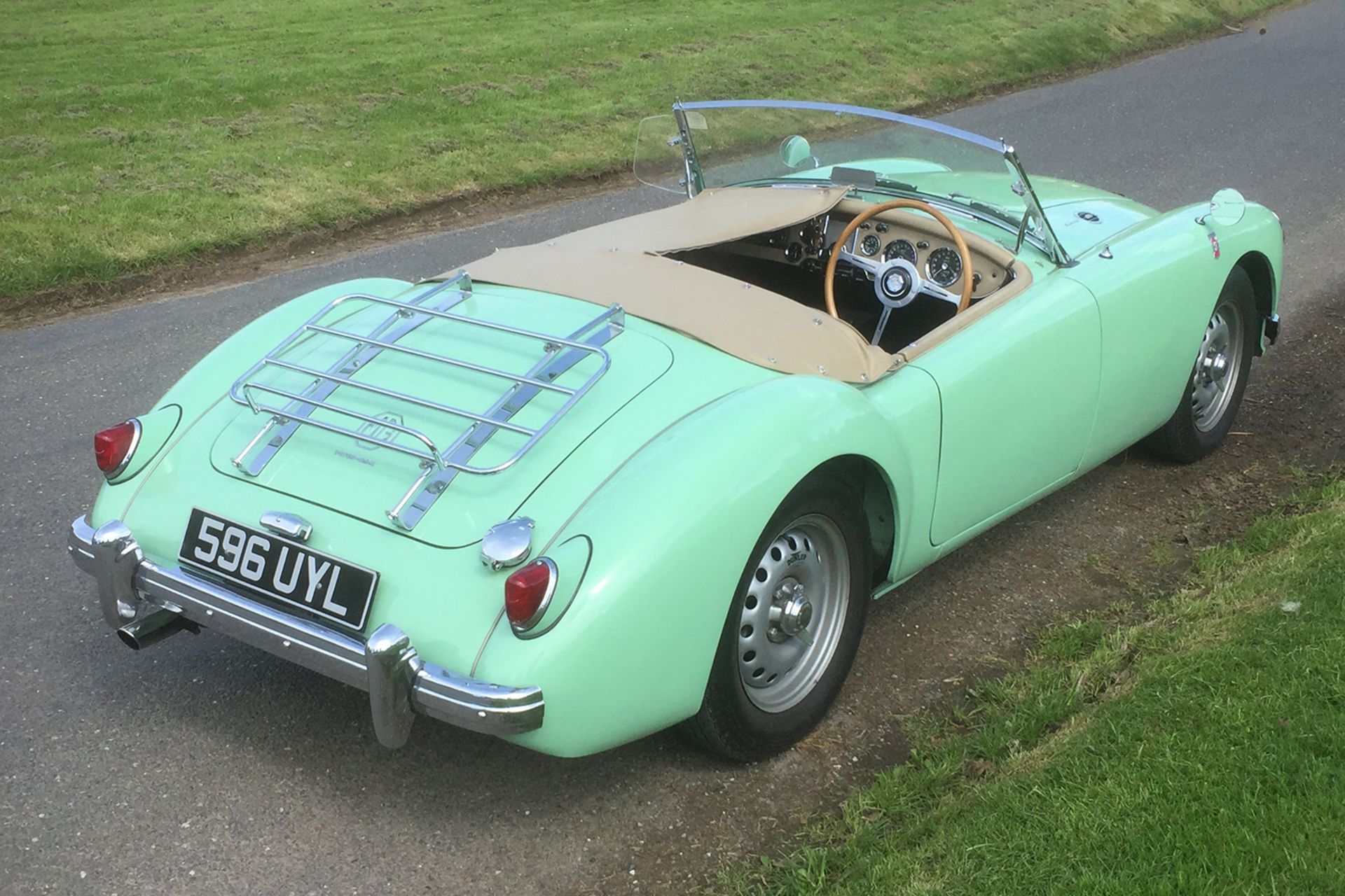 1958 MGA Twin Cam Roadster - Image 13 of 33