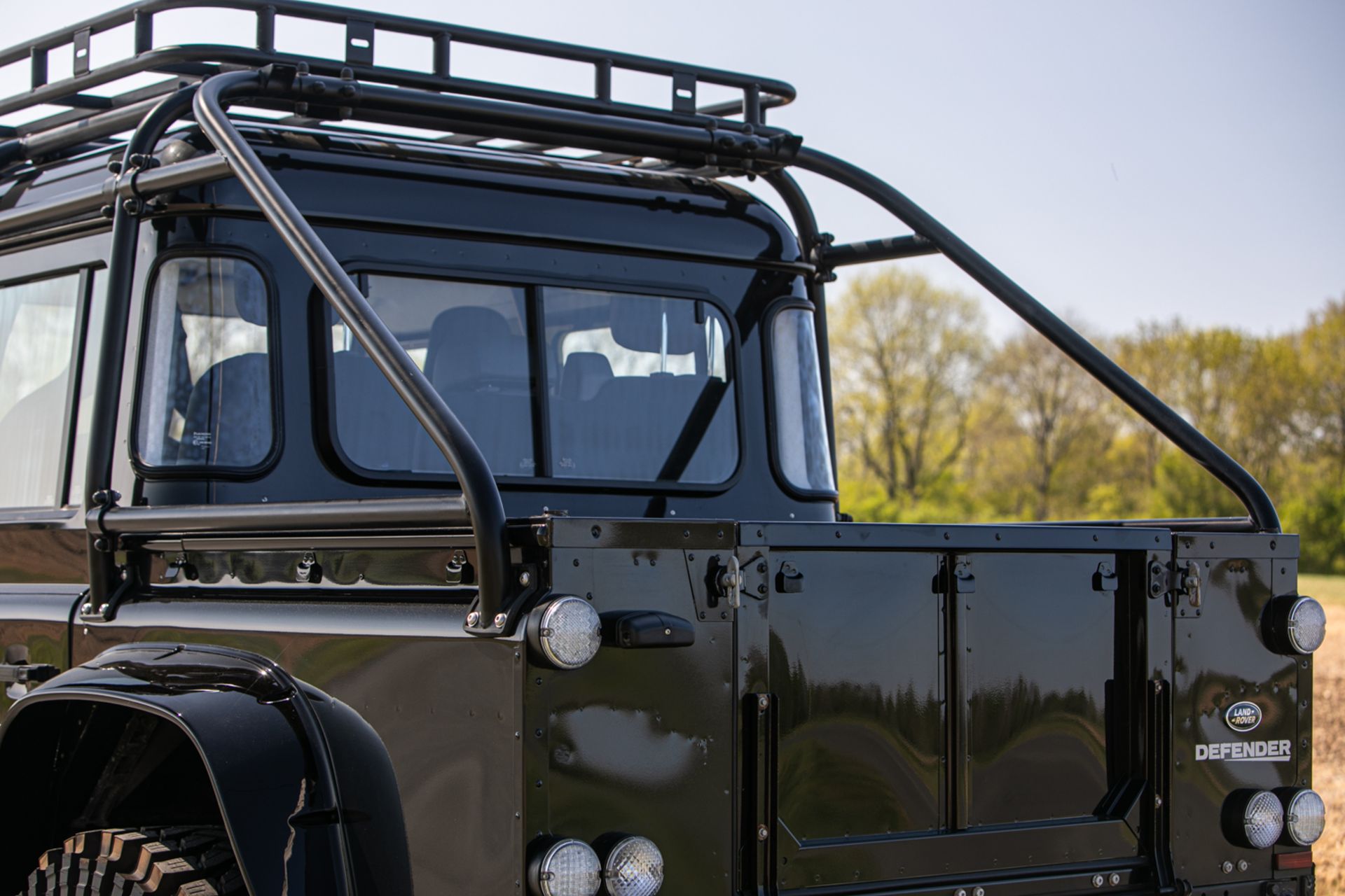 2015 Land Rover Defender 110 SVX 'Spectre' JB24 - Image 25 of 26