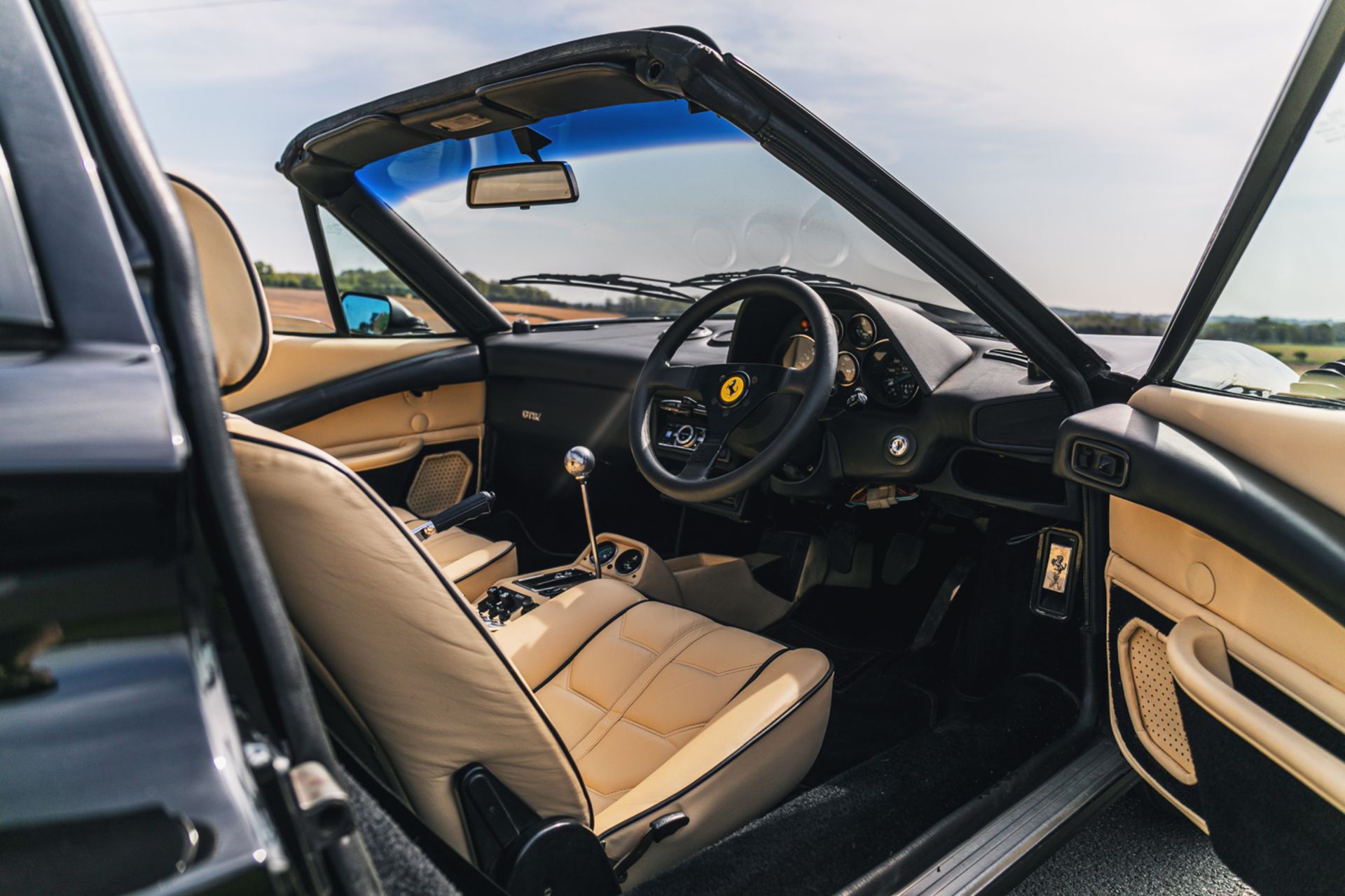 1985 Ferrari 308 GTS QV - Image 6 of 30