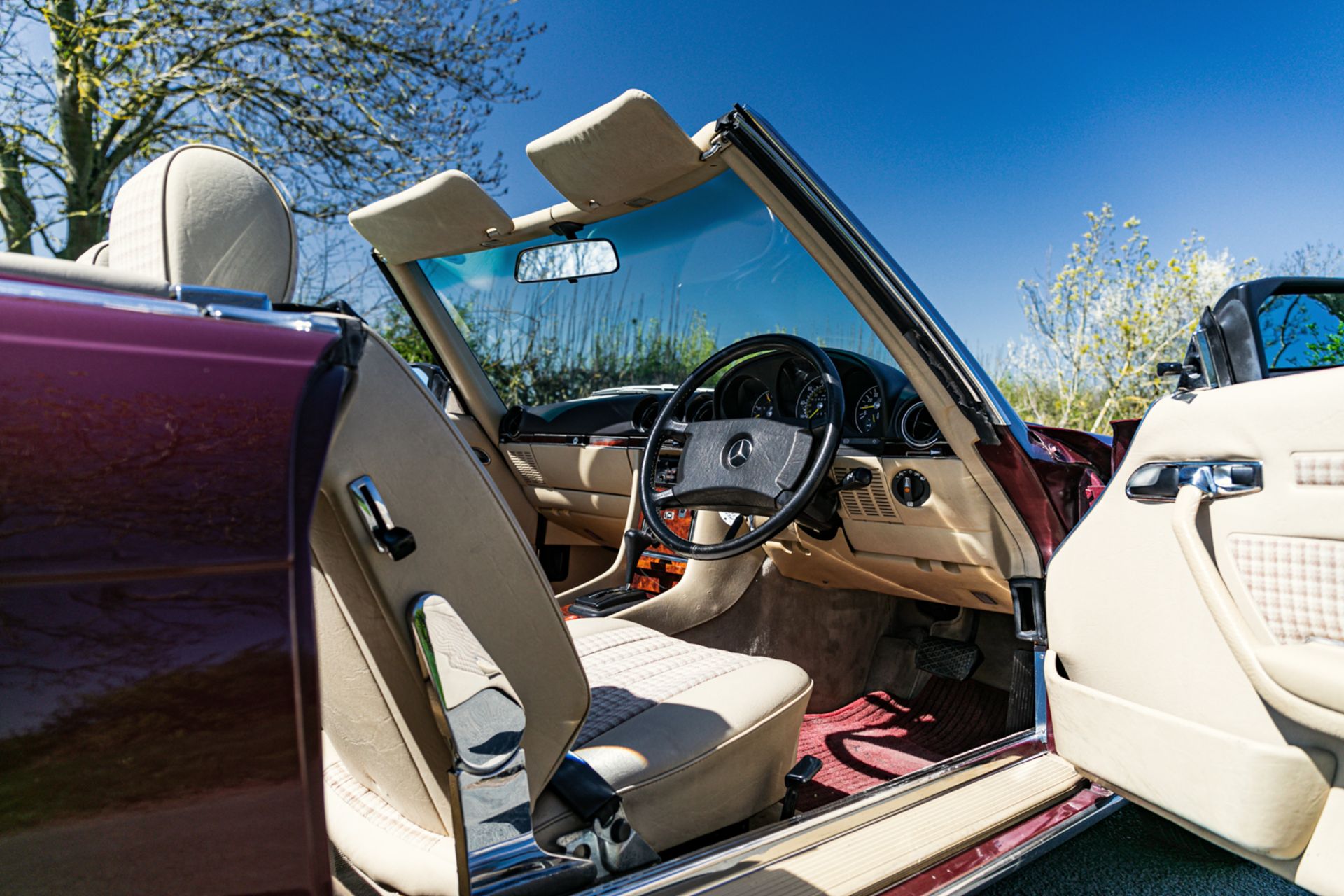 1985 Mercedes-Benz 280 SL (R107) - Image 11 of 23