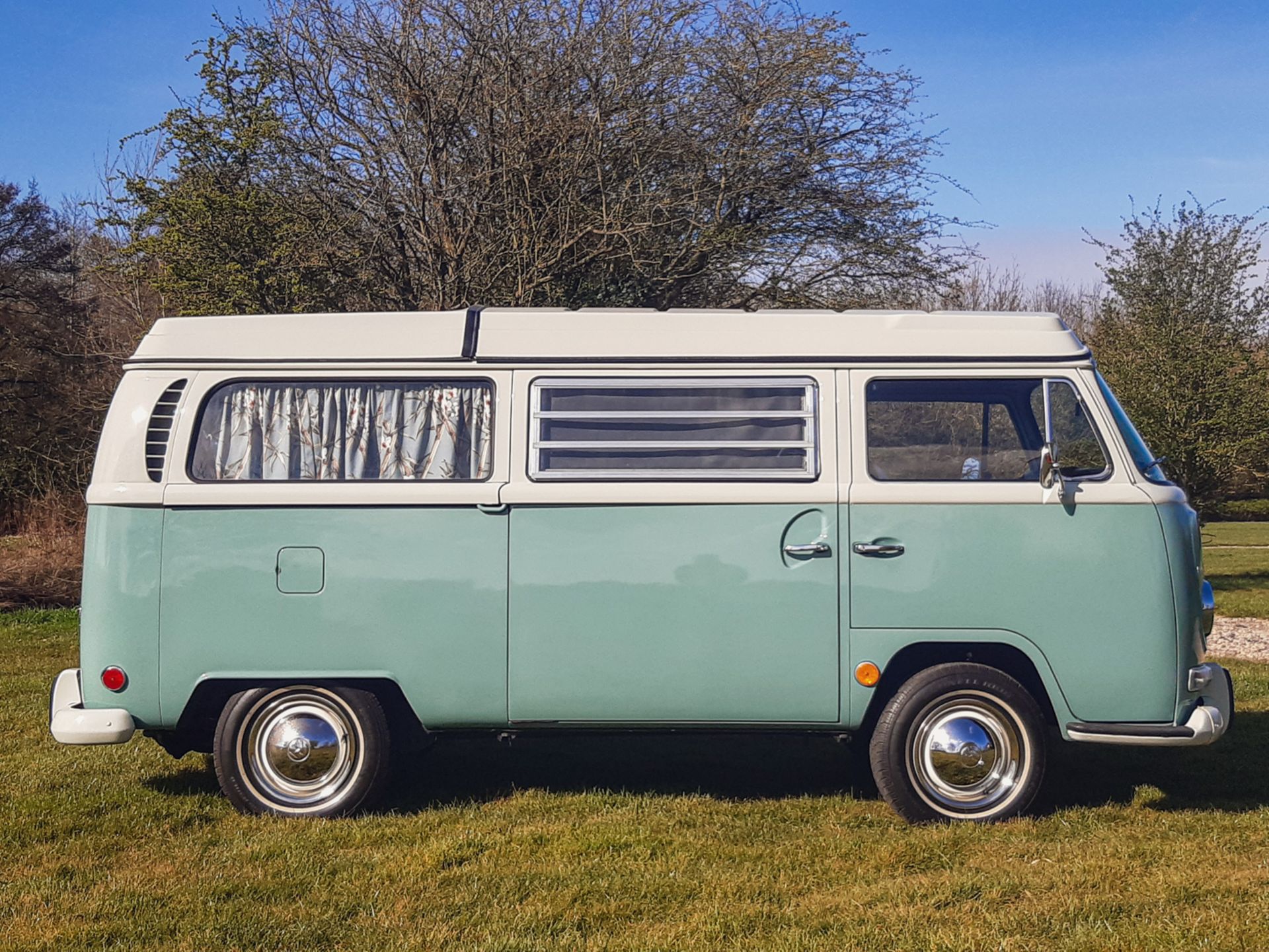 1969 Volkswagen Type 2 Westfalia 'Bay Window' Camper Van - Image 3 of 21