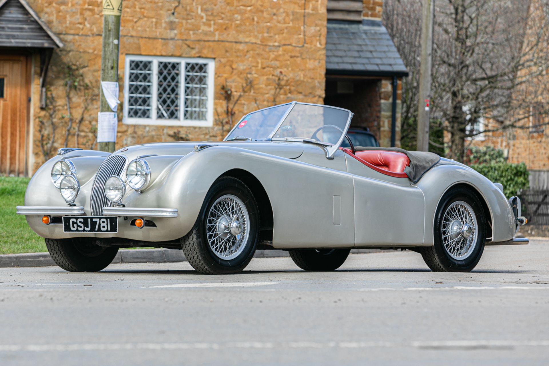 1951 Jaguar XK120 3.4 Roadster