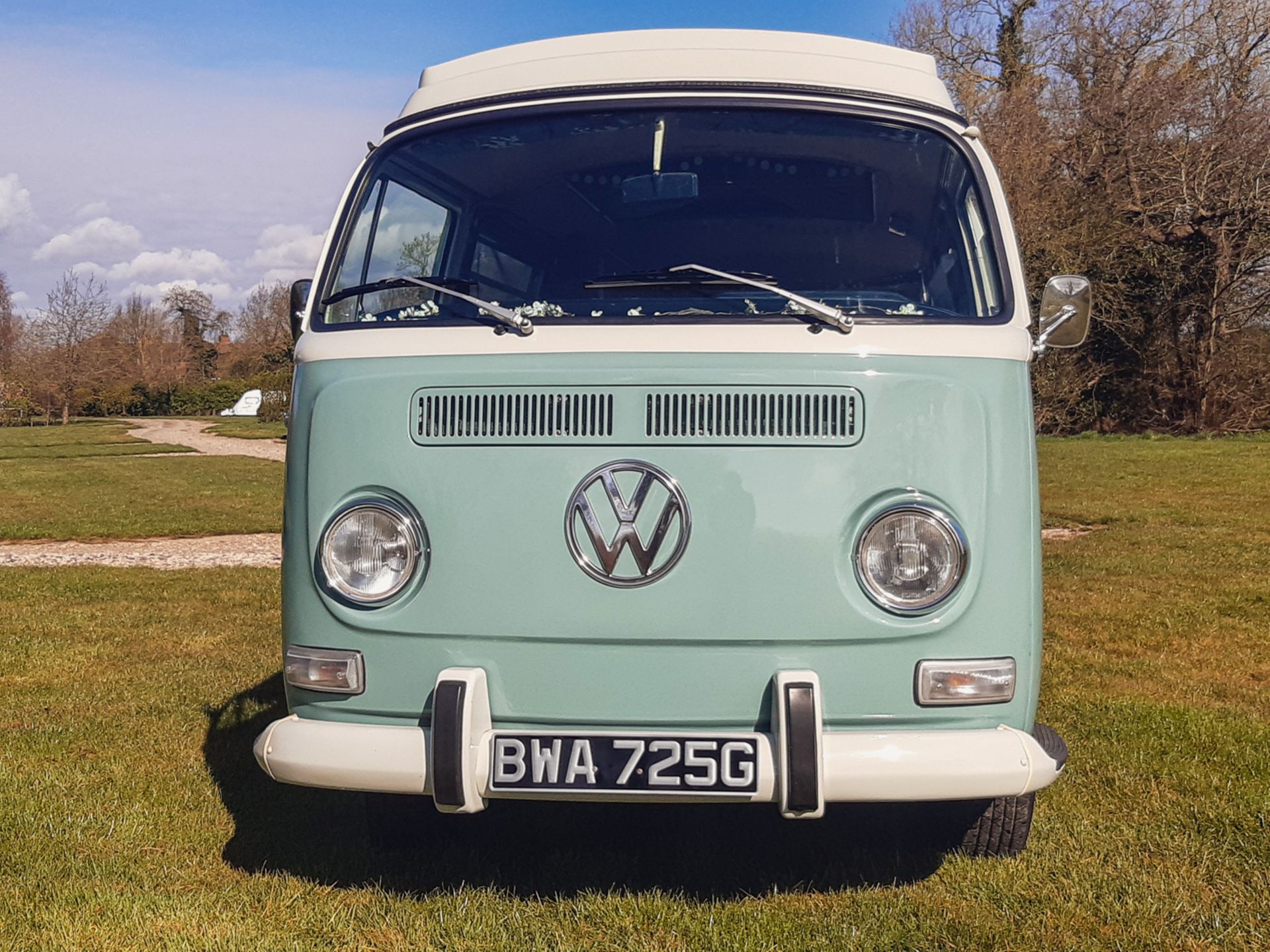 1969 Volkswagen Type 2 Westfalia 'Bay Window' Camper Van - Image 2 of 21