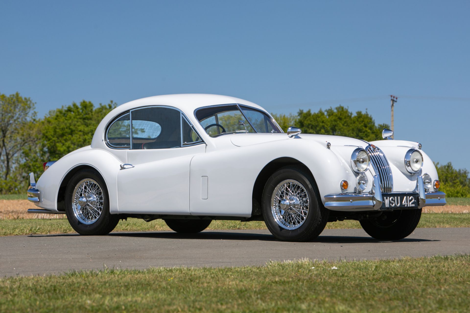 1955 Jaguar XK140 SE 3.4-litre FHC