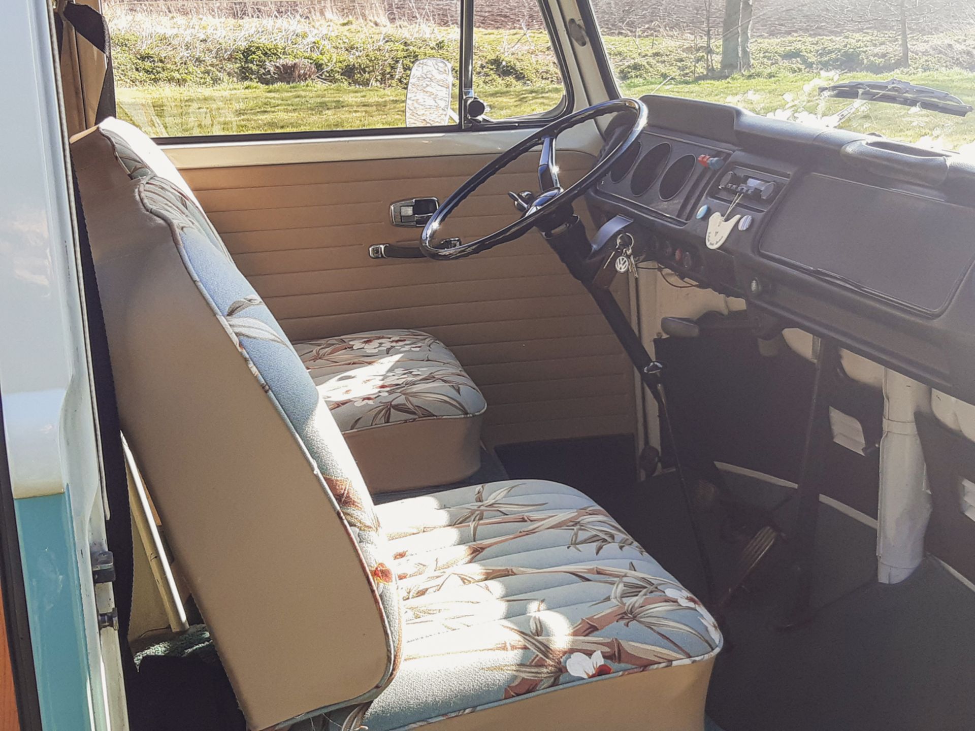 1969 Volkswagen Type 2 Westfalia 'Bay Window' Camper Van - Image 6 of 21