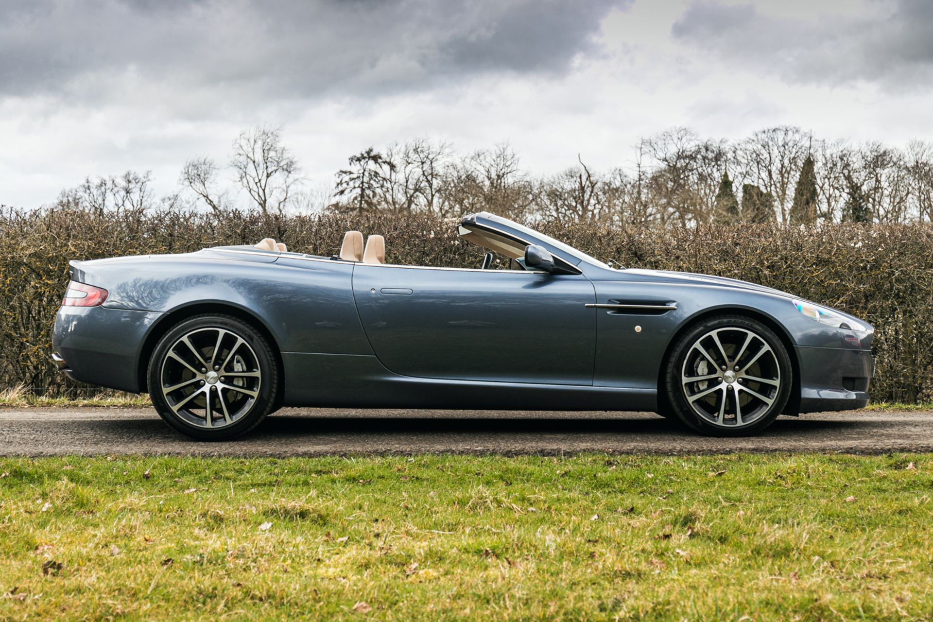 2005 Aston Martin DB9 Volante - Image 3 of 34